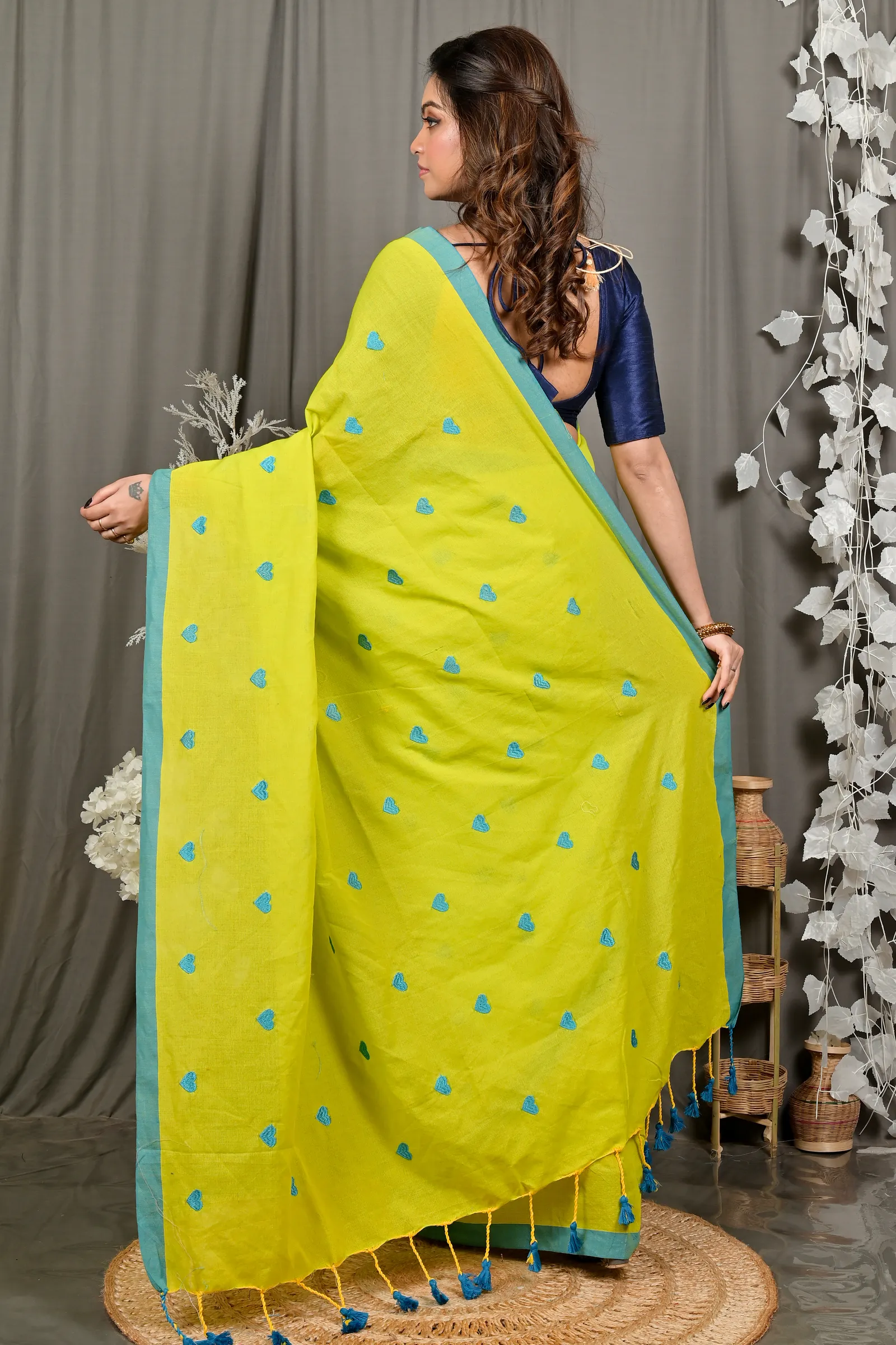DipDiya Pure Cotton Lime Green Dhrli Bengal’s Legacy Embroidery Handloom sarees