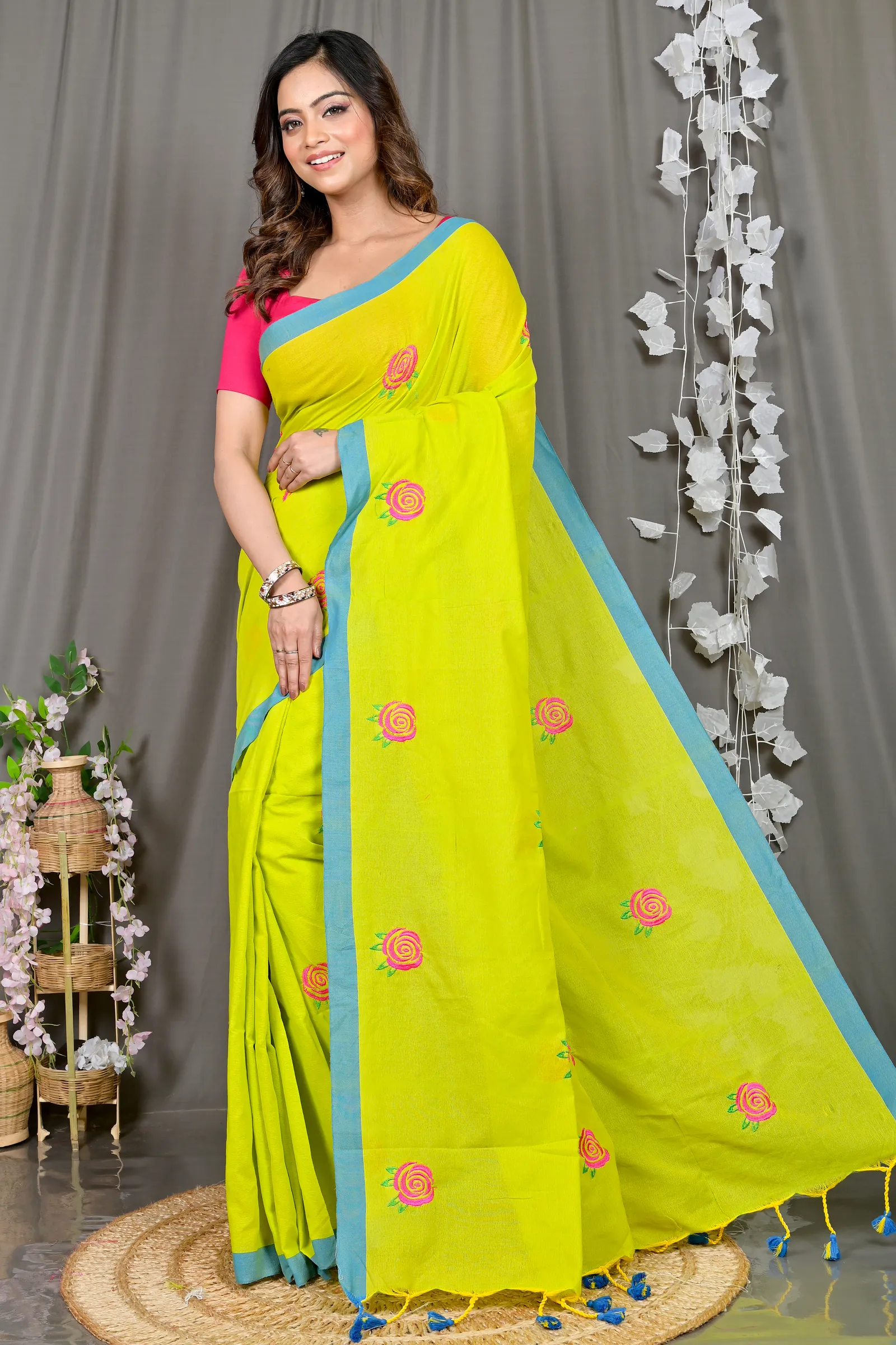 DipDiya Pure Cotton Lime Green Parag Artisan Crafted Embroidery Handloom sarees