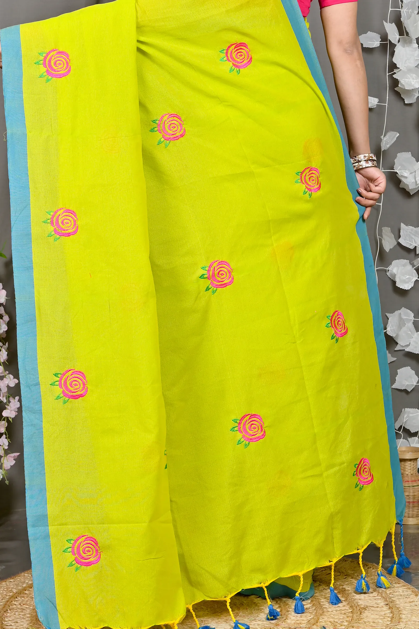 DipDiya Pure Cotton Lime Green Parag Artisan Crafted Embroidery Handloom sarees
