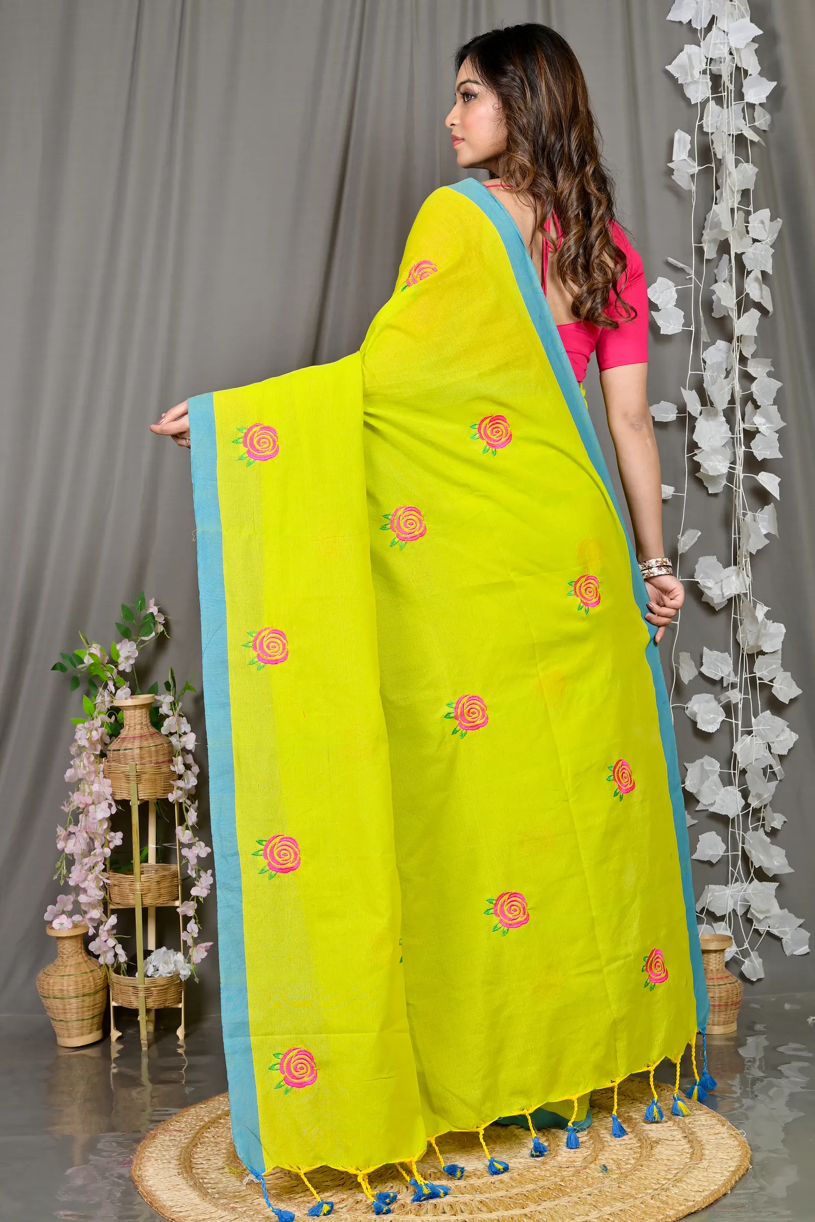 DipDiya Pure Cotton Lime Green Parag Artisan Crafted Embroidery Handloom sarees