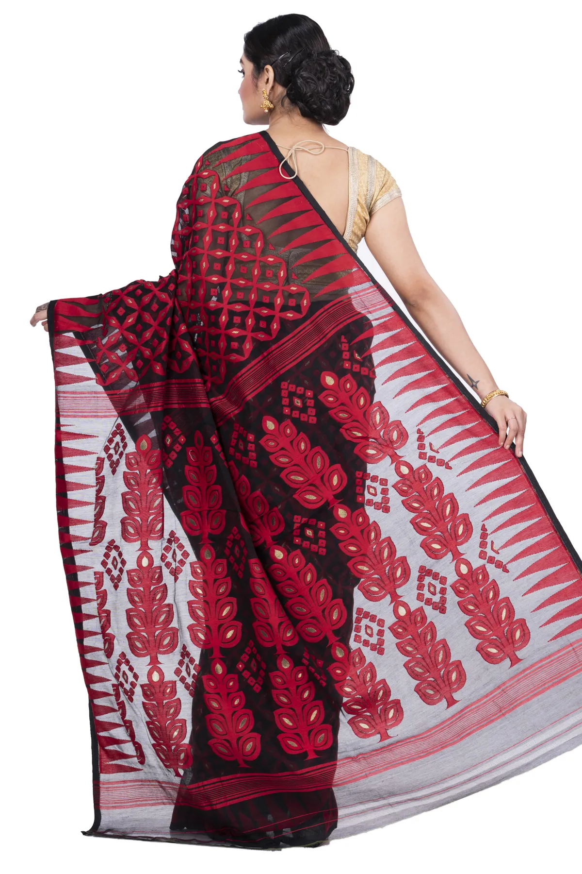 DipDiya Pure Cotton Marun Minakari Jmdni Traditional Elegance Jamdani Sarees