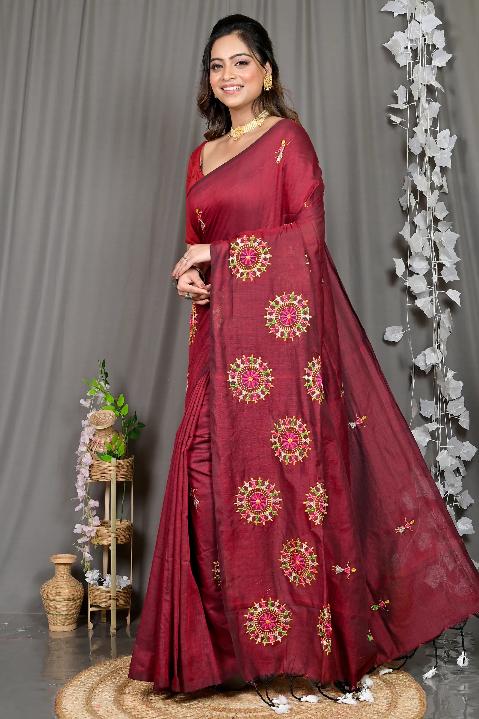 DipDiya Pure Cotton Marun Parama Timeless Elegance Embroidery Handloom sarees