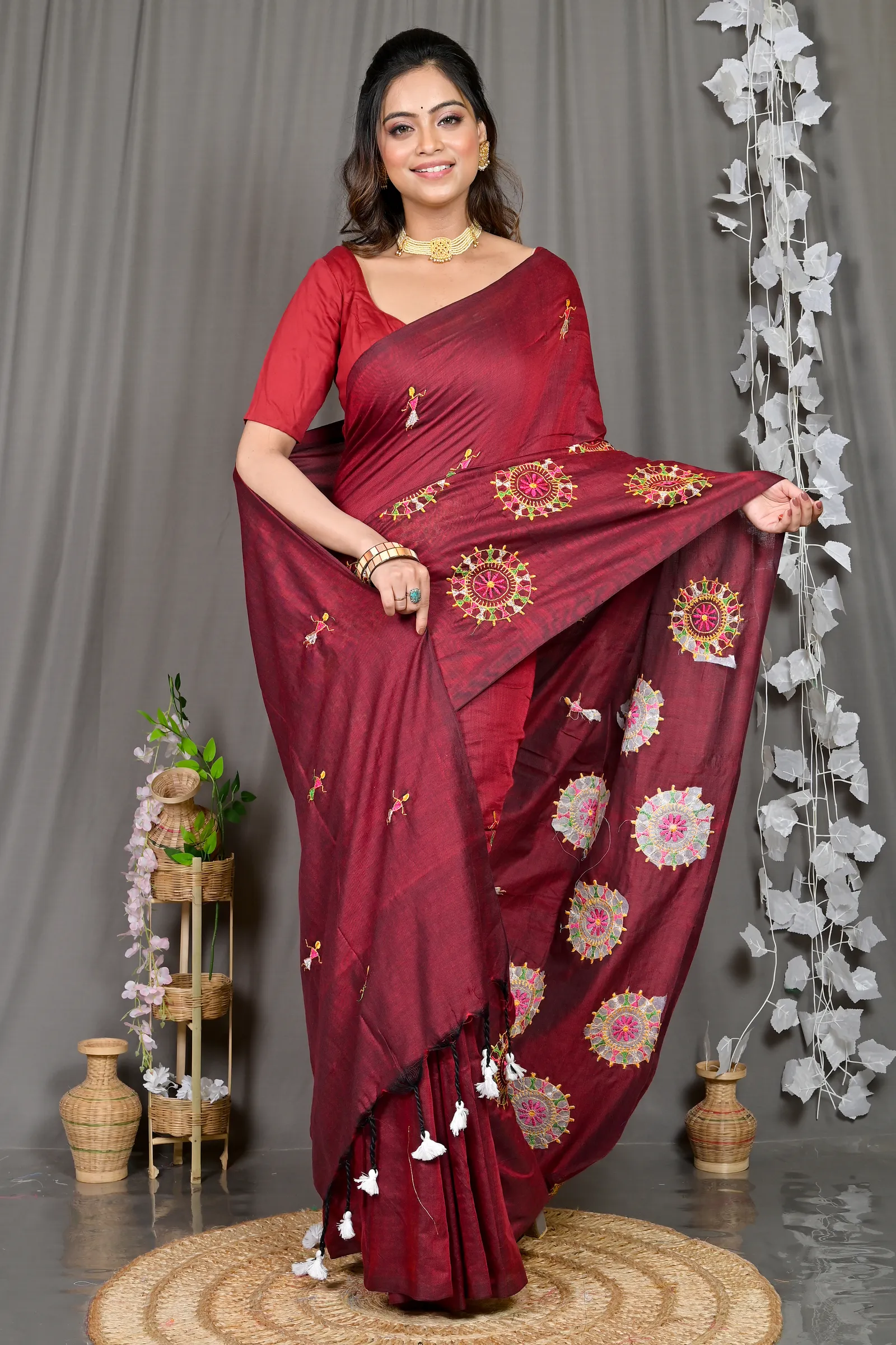 DipDiya Pure Cotton Marun Parama Timeless Elegance Embroidery Handloom sarees