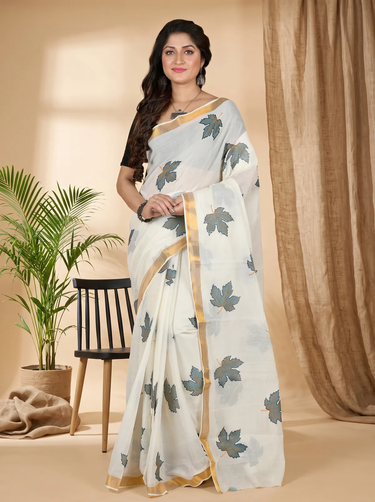DipDiya Pure Cotton Multi-Coloured Hataka Classic Bengalis Hand Painted Sarees