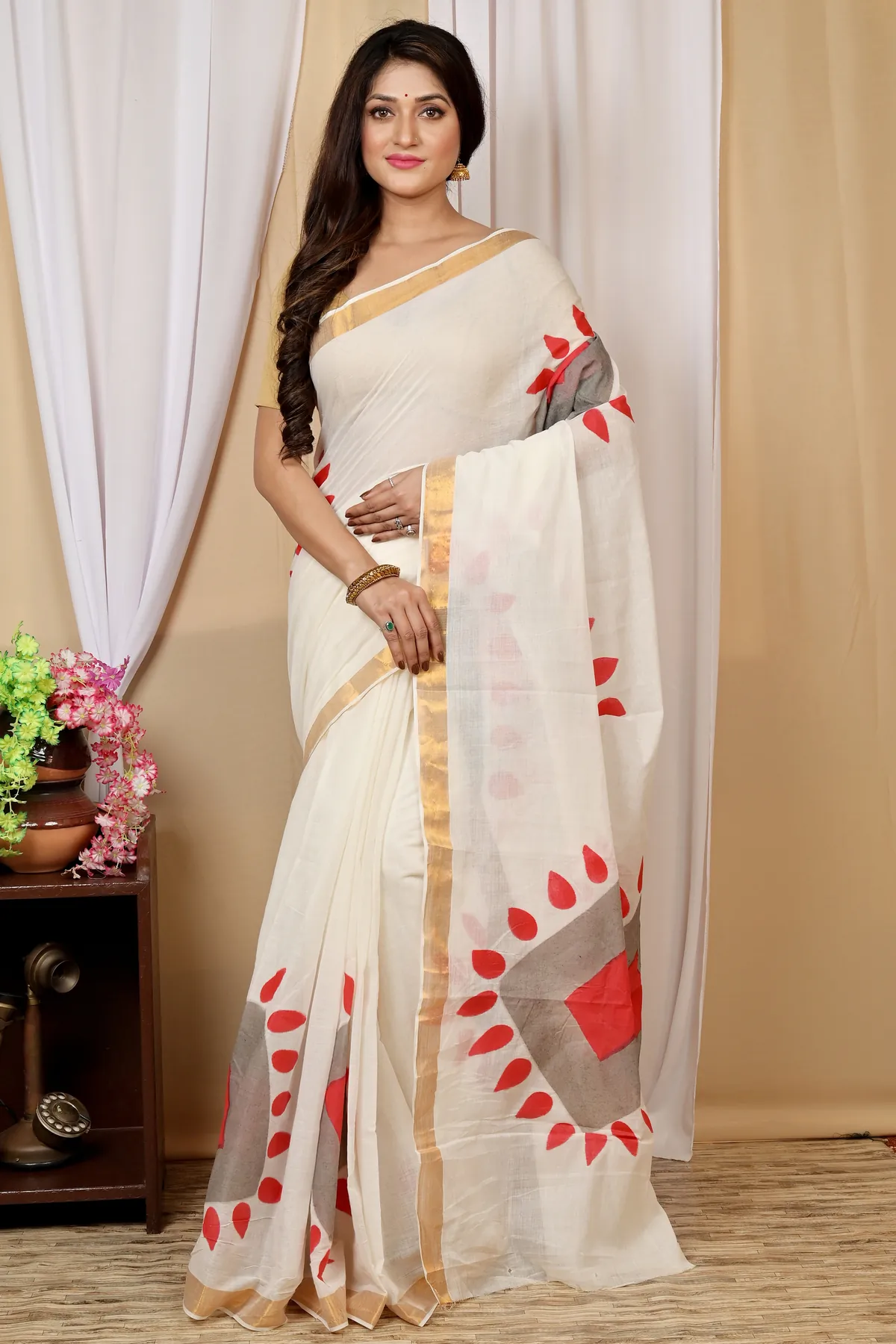 DipDiya Pure Cotton Multi-Coloured Hataka Handcrafted Elegance Hand Painted Sarees