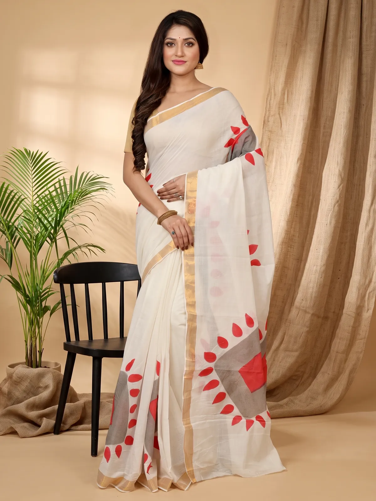 DipDiya Pure Cotton Multi-Coloured Hataka Handcrafted Elegance Hand Painted Sarees