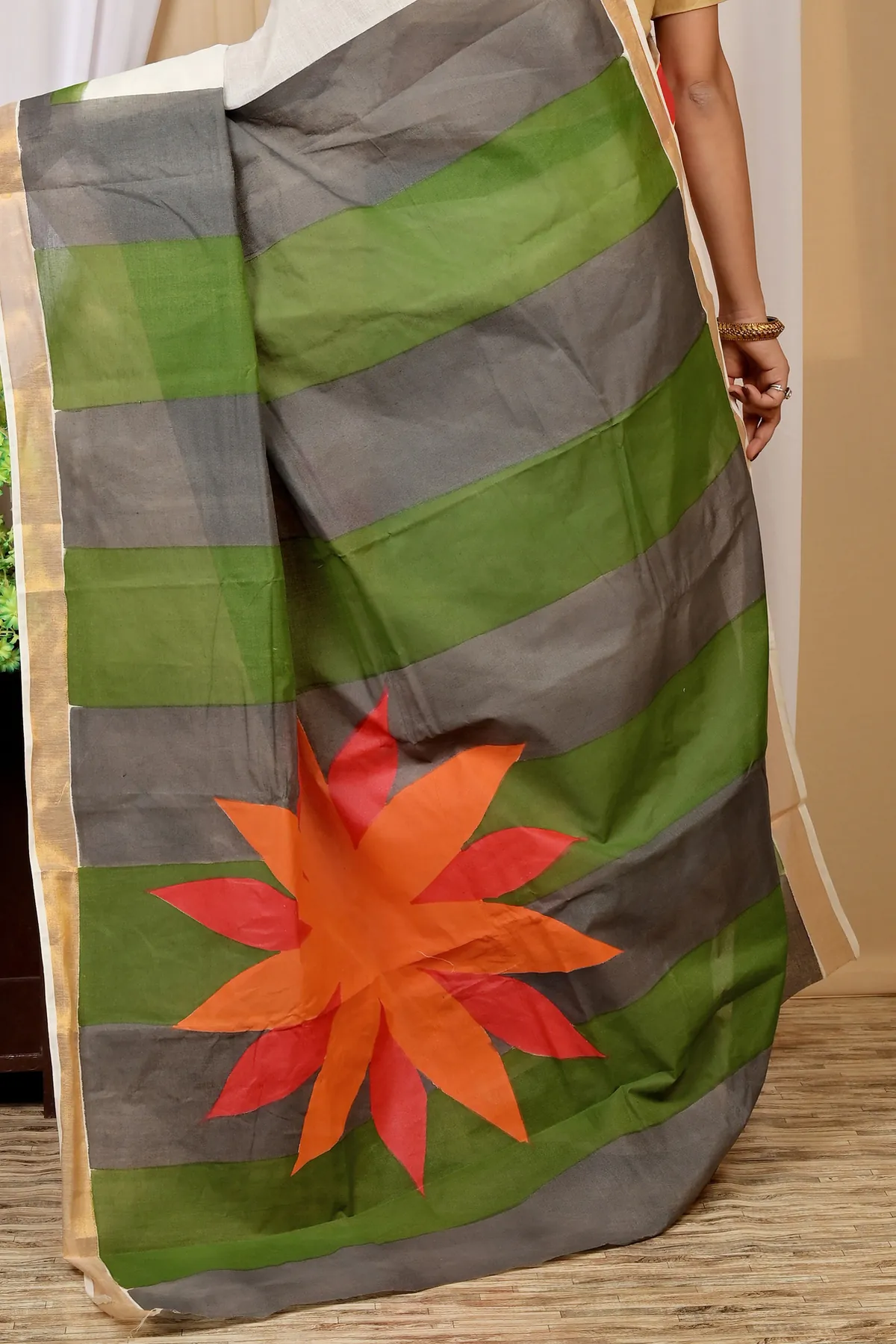 DipDiya Pure Cotton Multi-Coloured Hataka Heritage Elegance Hand Painted Sarees