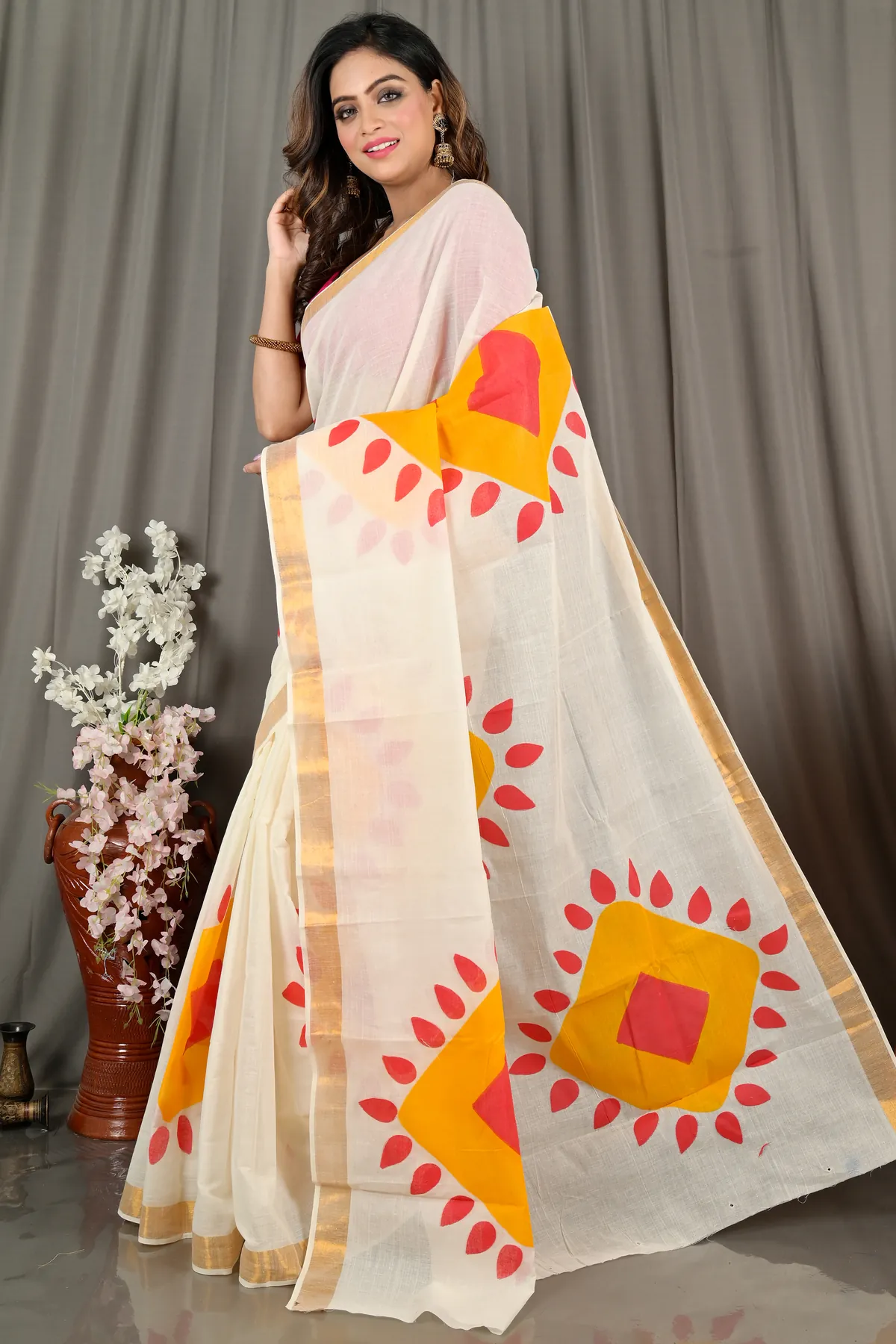DipDiya Pure Cotton Multi-Coloured Hataka Regal Bengalis Hand Painted Sarees