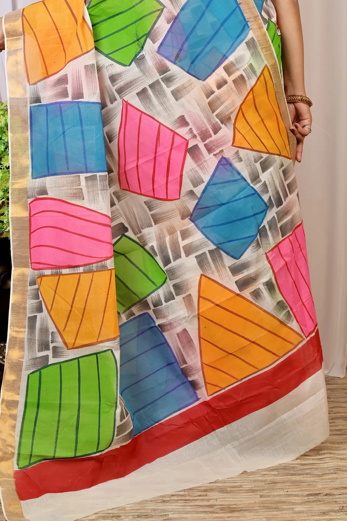 DipDiya Pure Cotton Multi-Coloured Hataka Traditional Bengali Hand Painted Sarees