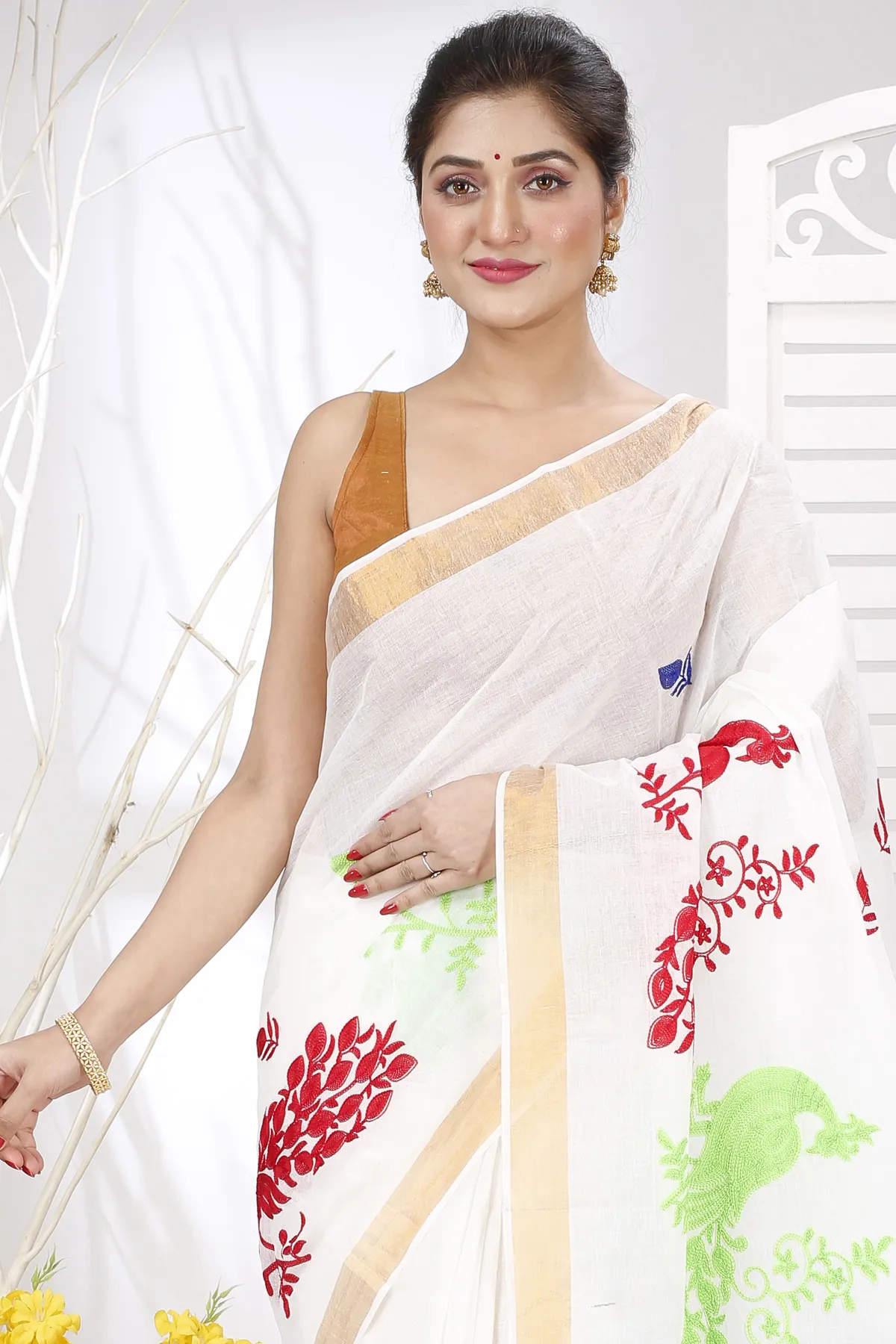 DipDiya Pure Cotton Multi-Coloured Leo Classic Bengali Embroidery Tant Sarees