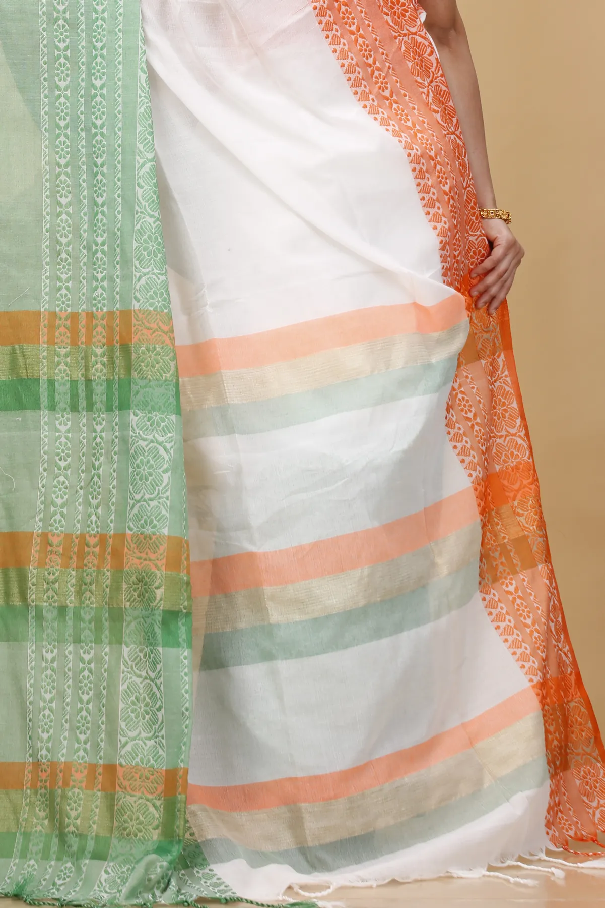 DipDiya Pure Cotton Multi-Coloured Mala Tradition in Every Thread Handloom Sarees
