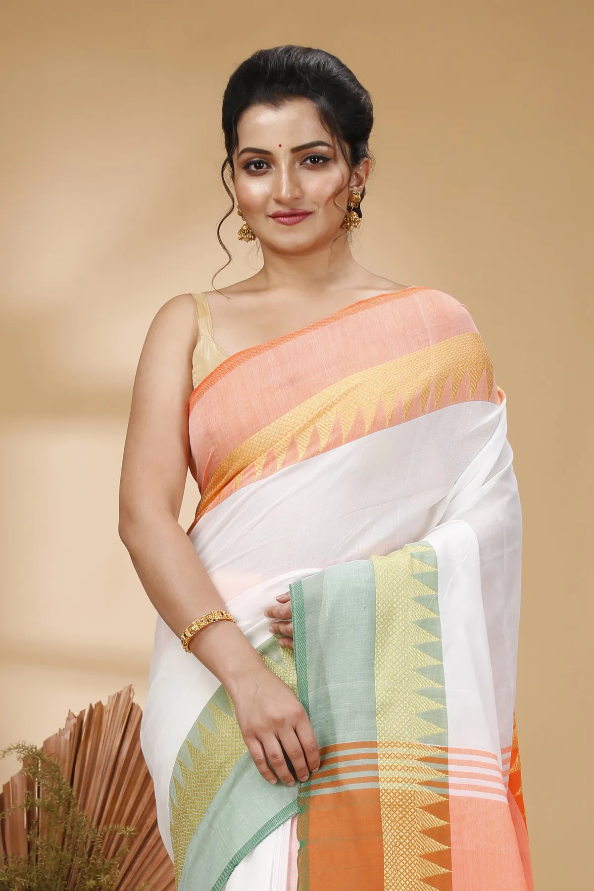 DipDiya Pure Cotton Multi-Coloured Mala Traditional Elegance Handloom Sarees