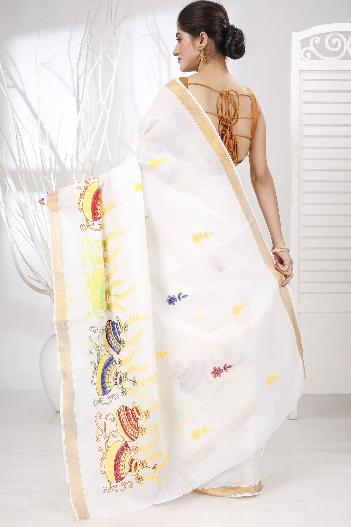DipDiya Pure Cotton Multy Leo Classic Grace Embroidery Tant Sarees