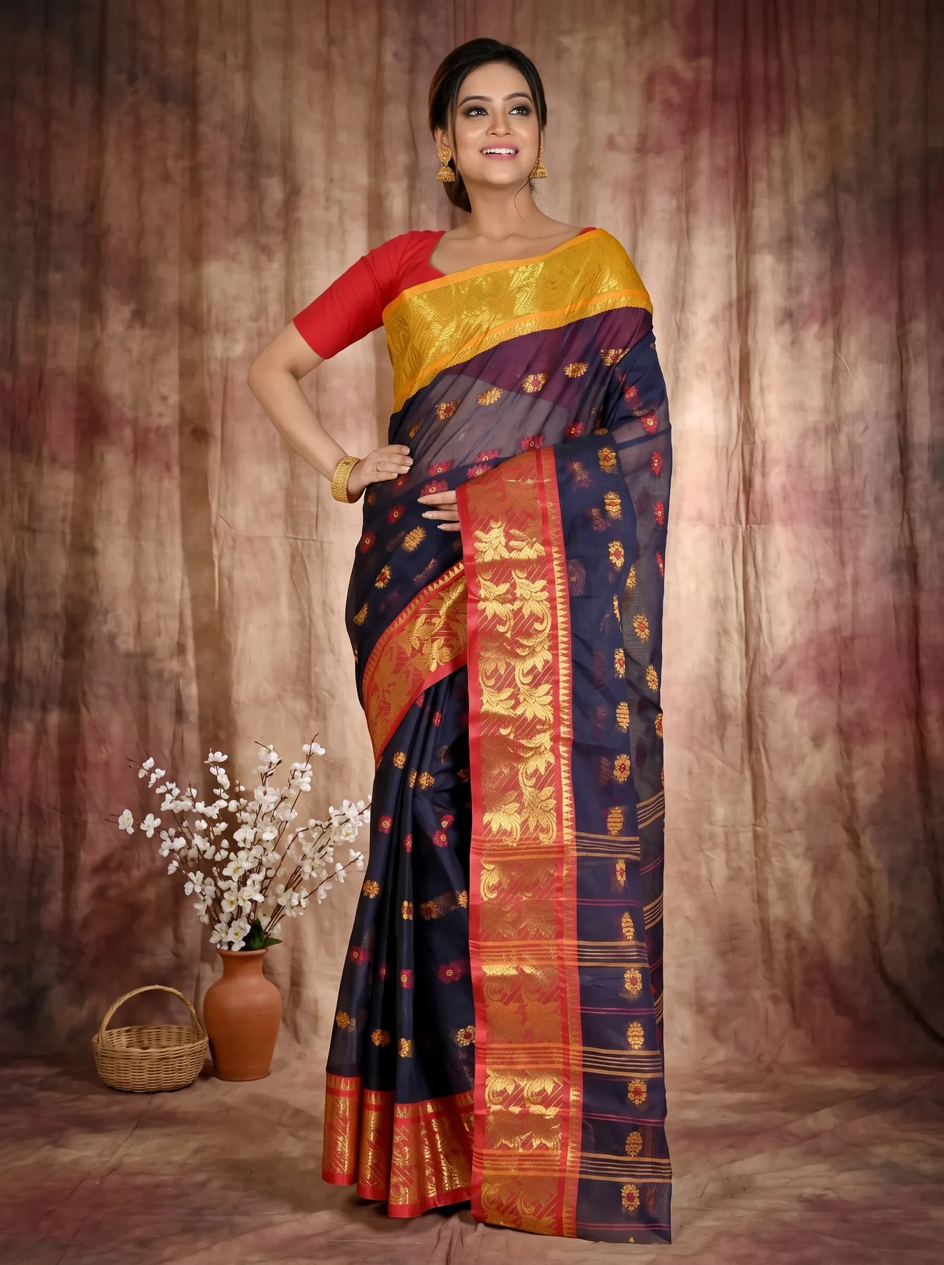 DipDiya Pure Cotton Naby Blue Dui Has Woven with Love Tant Sarees