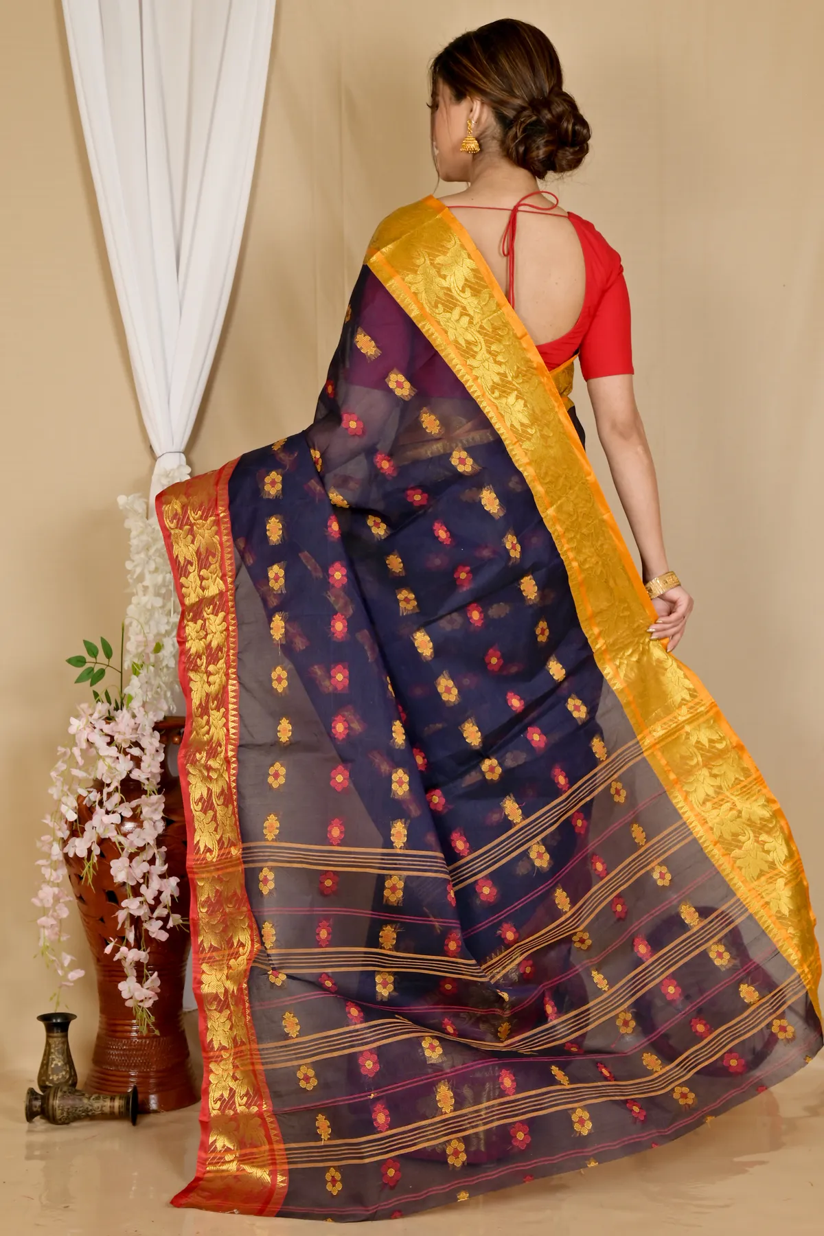 DipDiya Pure Cotton Naby Blue Dui Has Woven with Love Tant Sarees