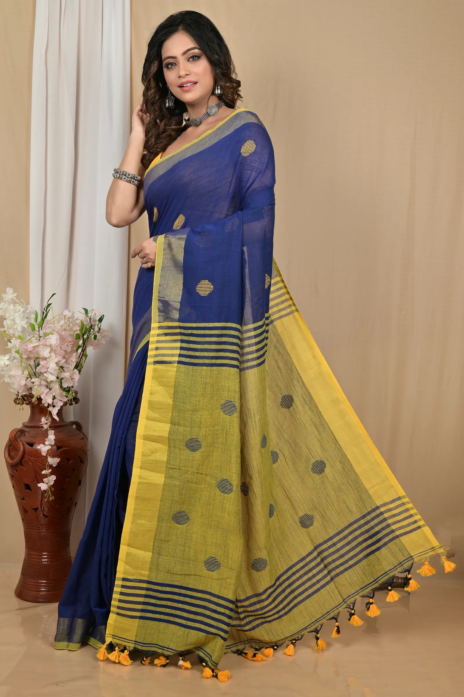 DipDiya Pure Cotton Nabyblue Yellow Achkol Woven by Hand Handloom Sarees