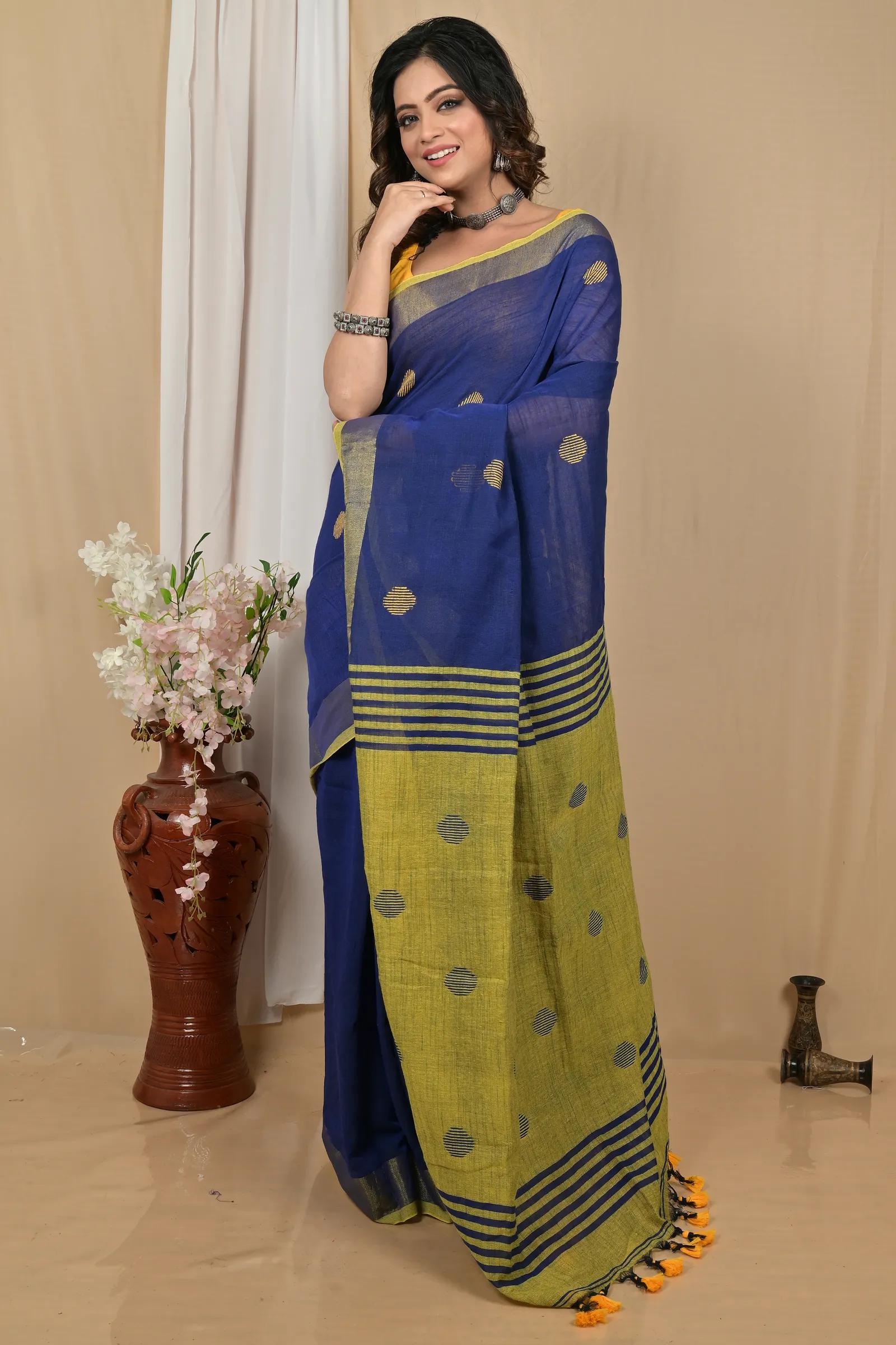 DipDiya Pure Cotton Nabyblue Yellow Achkol Woven by Hand Handloom Sarees