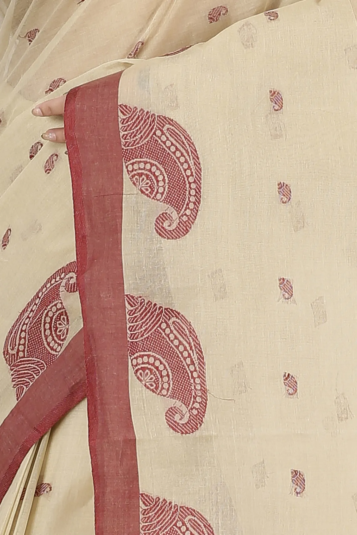 DipDiya Pure Cotton Off-White Epto Shonko Handloom Heritage Tant Sarees