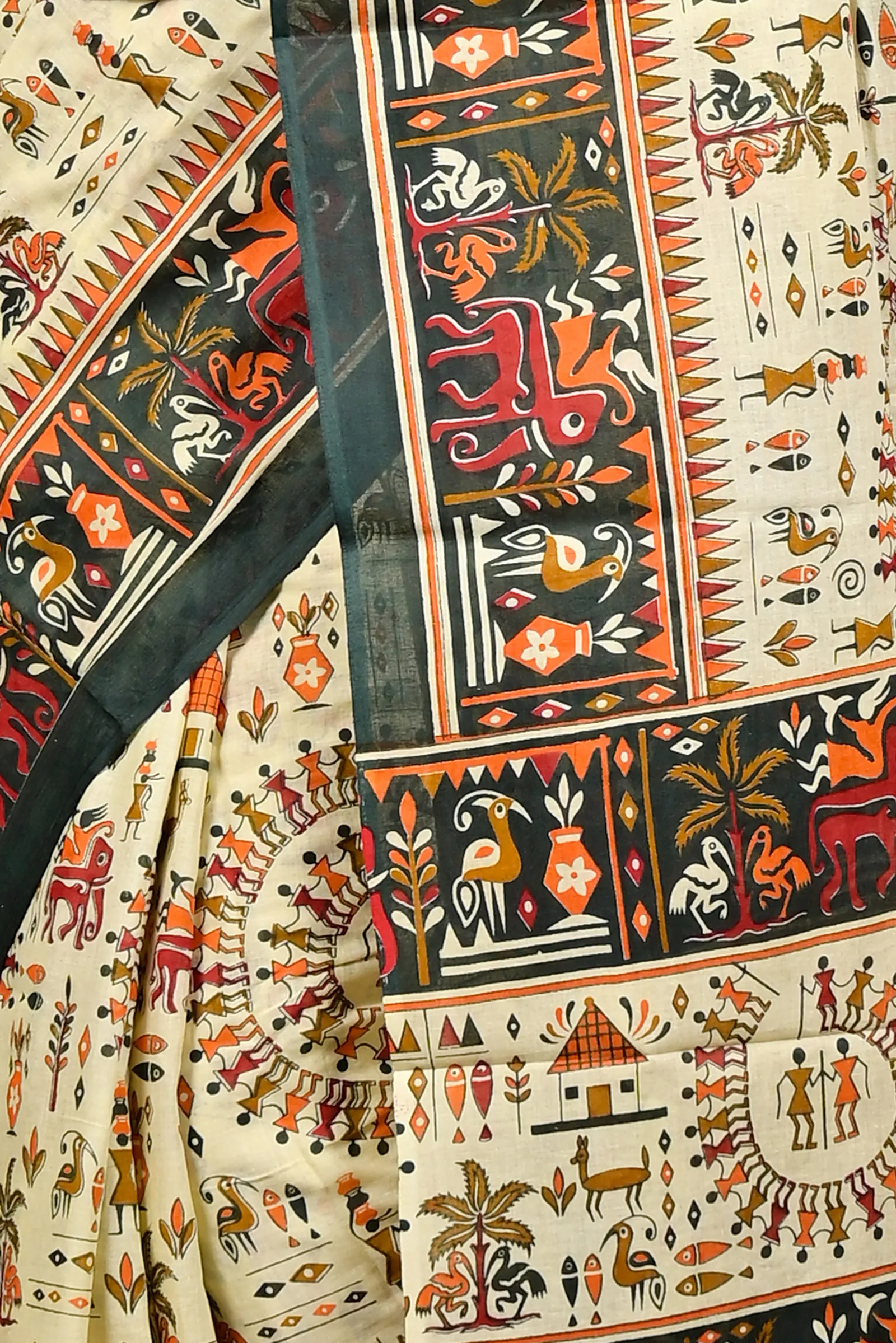 DipDiya Pure Cotton Off White Green Feepsi Crafted by Artisans Kalamkari Printed Sarees