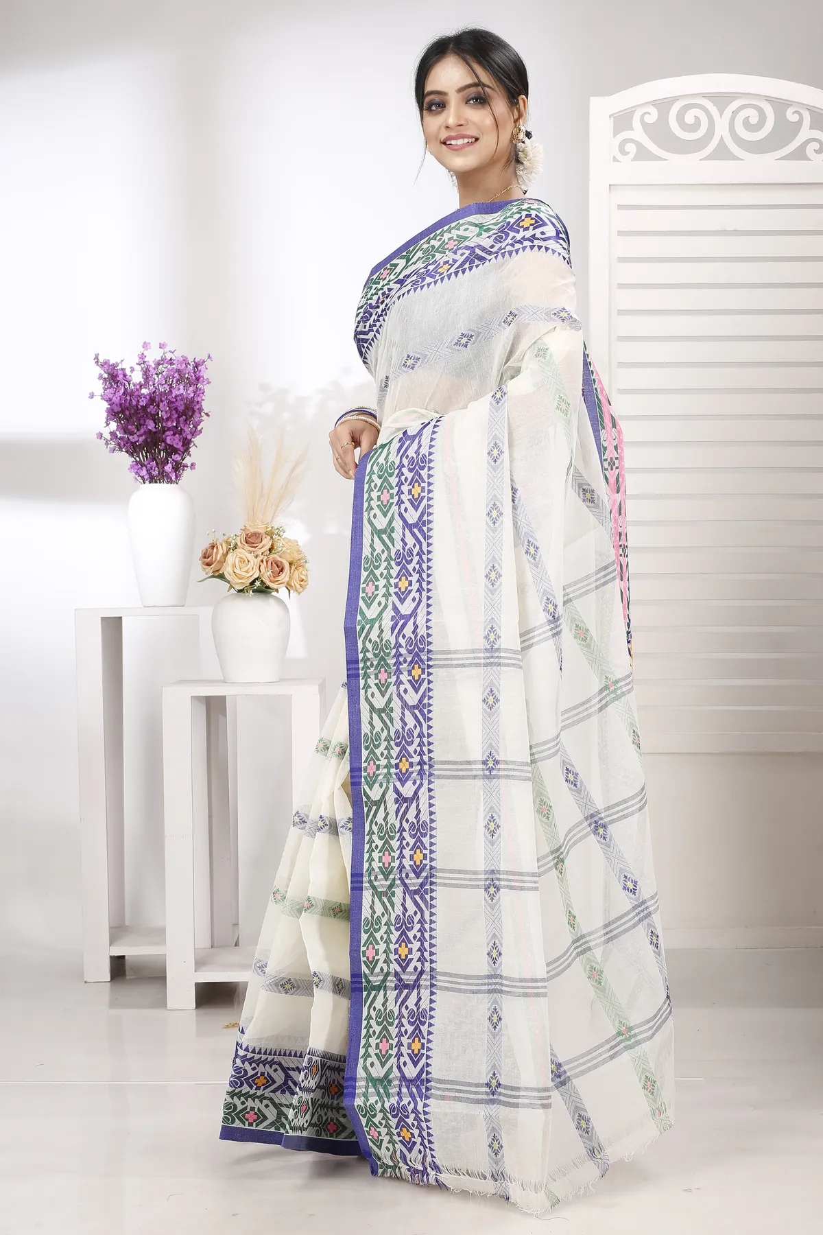 DipDiya Pure Cotton Off-White Moti Ankit Regal Bengali Tant Sarees