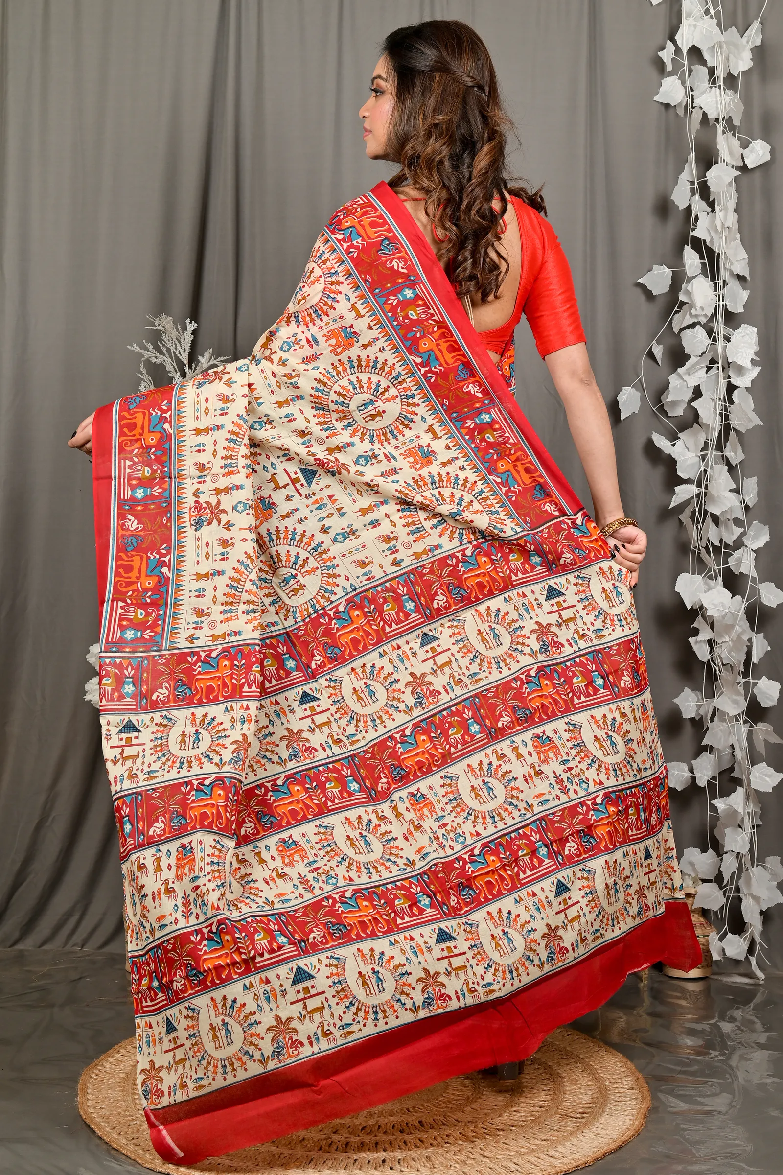 DipDiya Pure Cotton Off White Red Feepsi Crafted with Soul Kalamkari Printed Sarees
