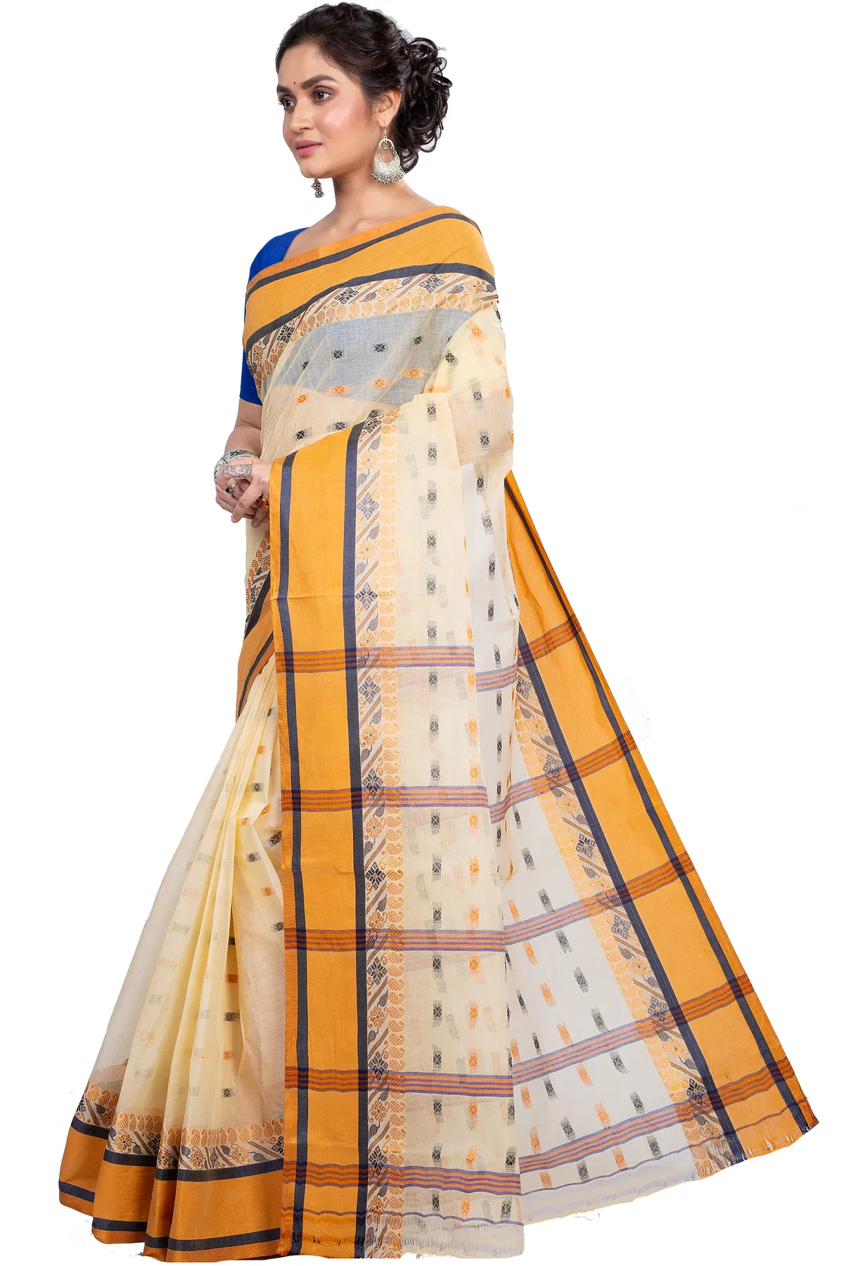 DipDiya Pure Cotton Off White ToraPar Bengal’s Tradition Tant Sarees