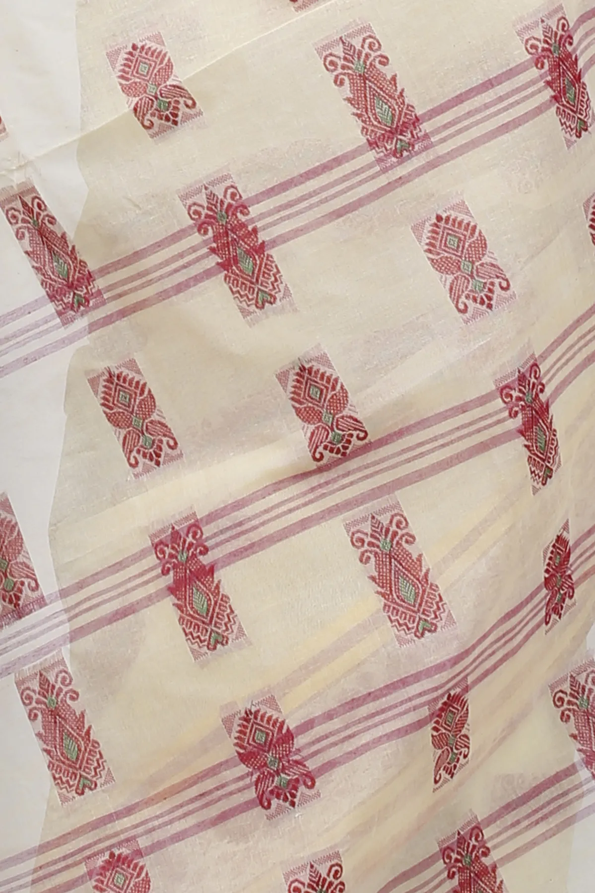 DipDiya Pure Cotton Off-White Uditi Bengal in Every Thread Tant Sarees
