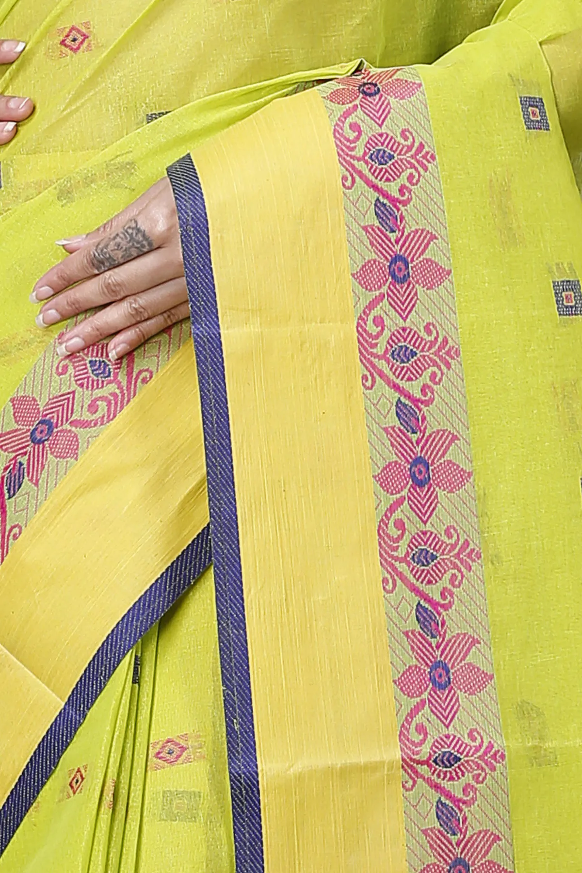 DipDiya Pure Cotton Olive Green Ramala Timeless Bengal Tant Sarees