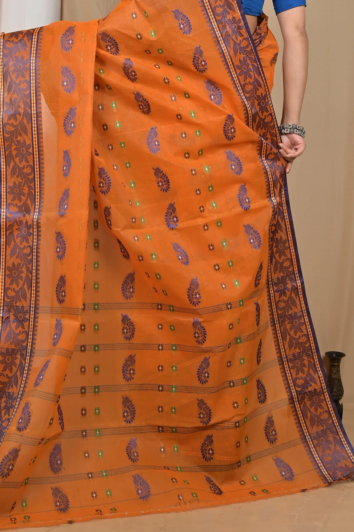 DipDiya Pure Cotton Orange Achrol Threads of Tradition Tant Sarees