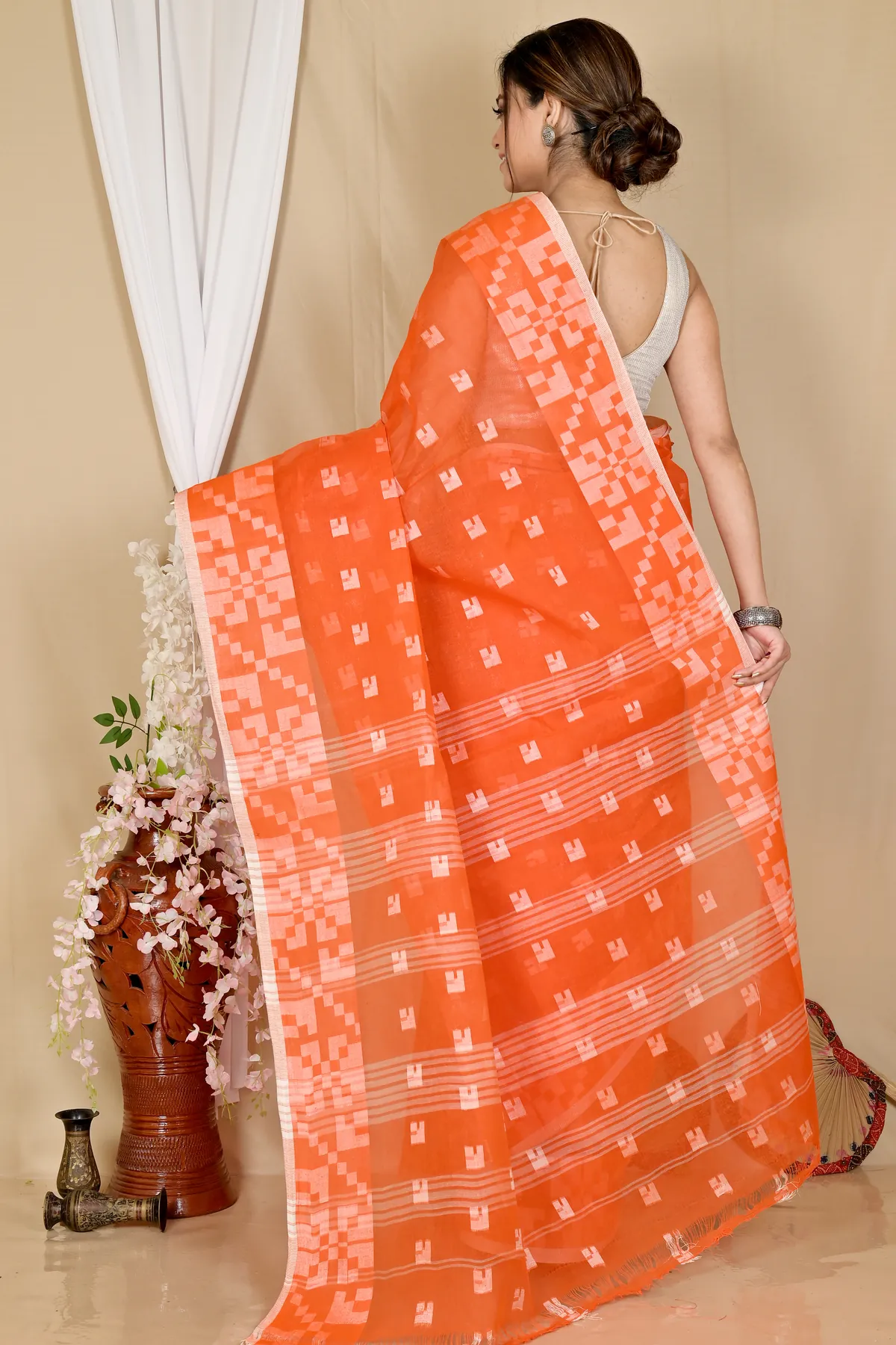 DipDiya Pure Cotton Orange Aptuk Woven with Love Tant Sarees
