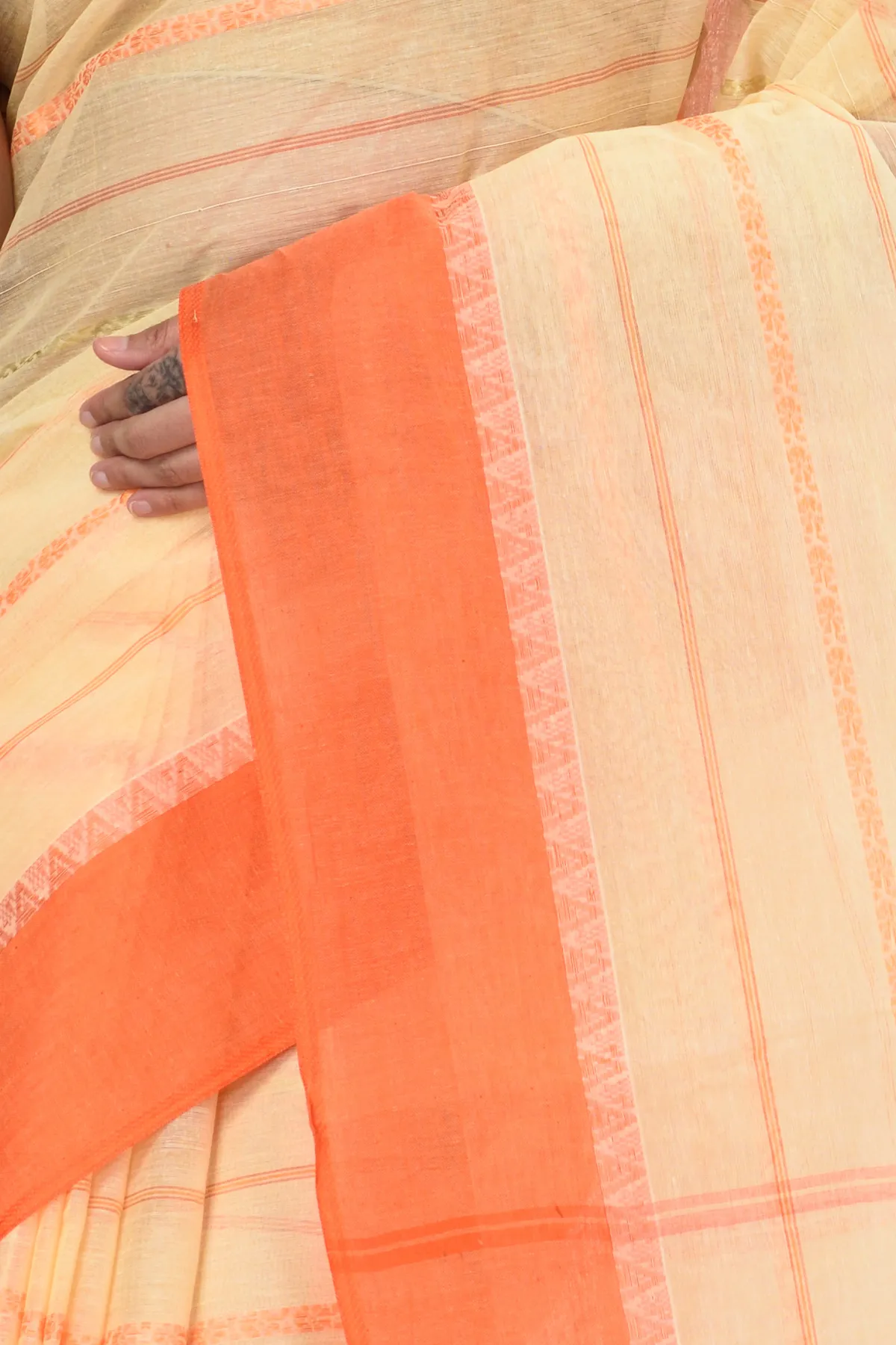 DipDiya Pure Cotton Orange Boysko Classic Bengali Tant Sarees