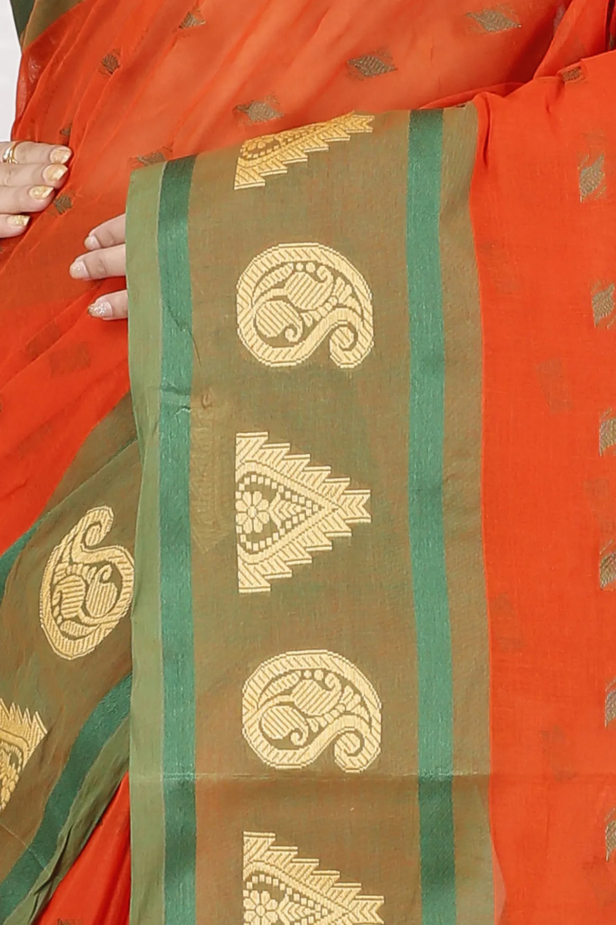 DipDiya Pure Cotton Orange Emma Border Loom to Love Tant Sarees