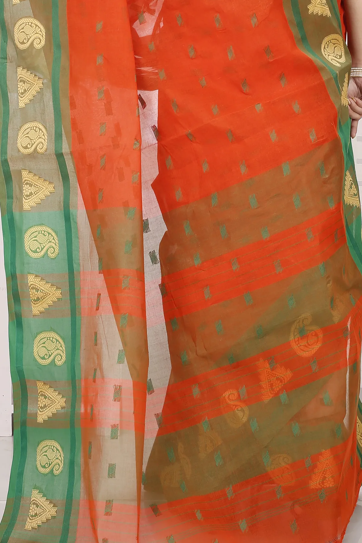 DipDiya Pure Cotton Orange Emma Border Loom to Love Tant Sarees