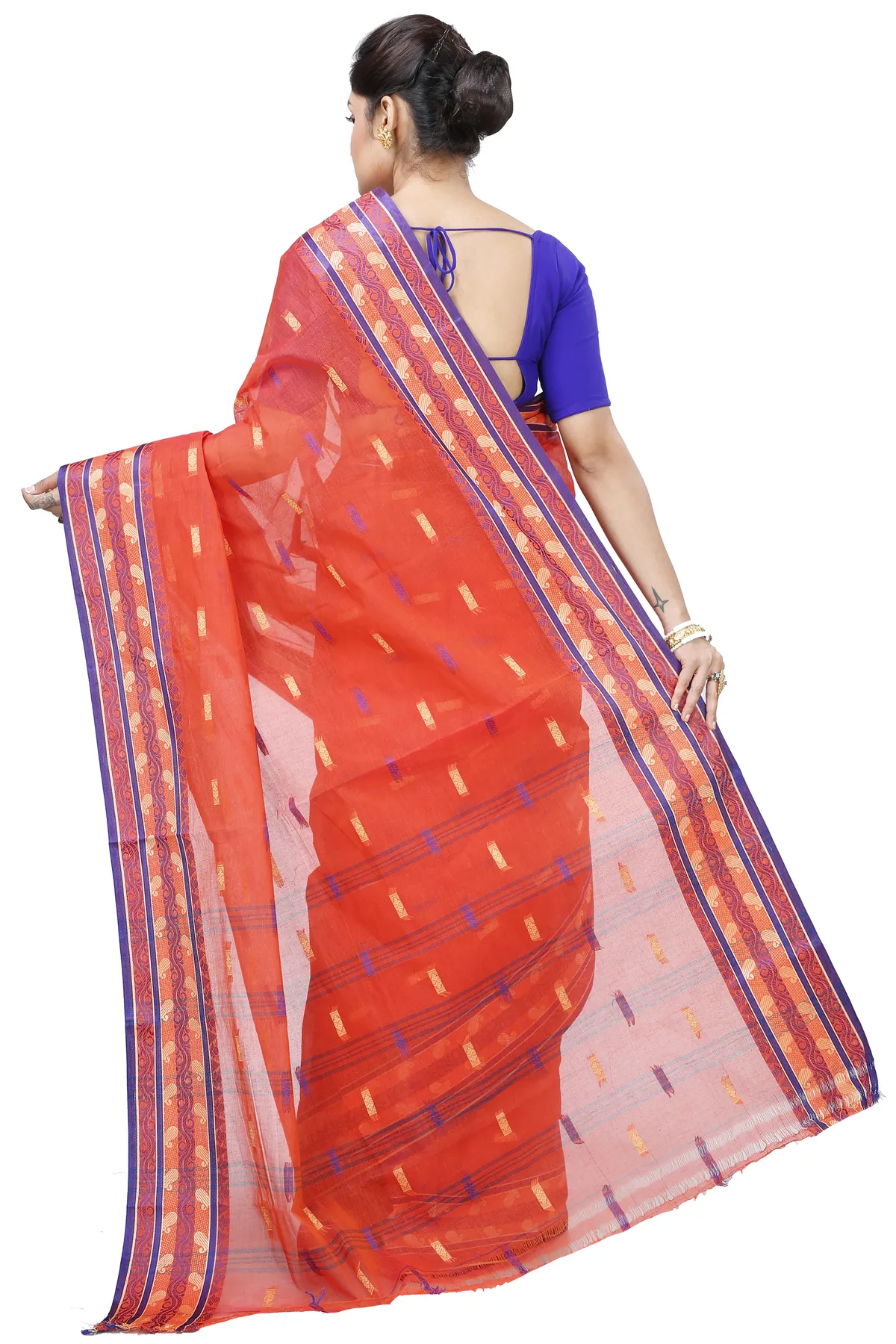 DipDiya Pure Cotton Orange Gayatri Effortless Tradition Tant Sarees
