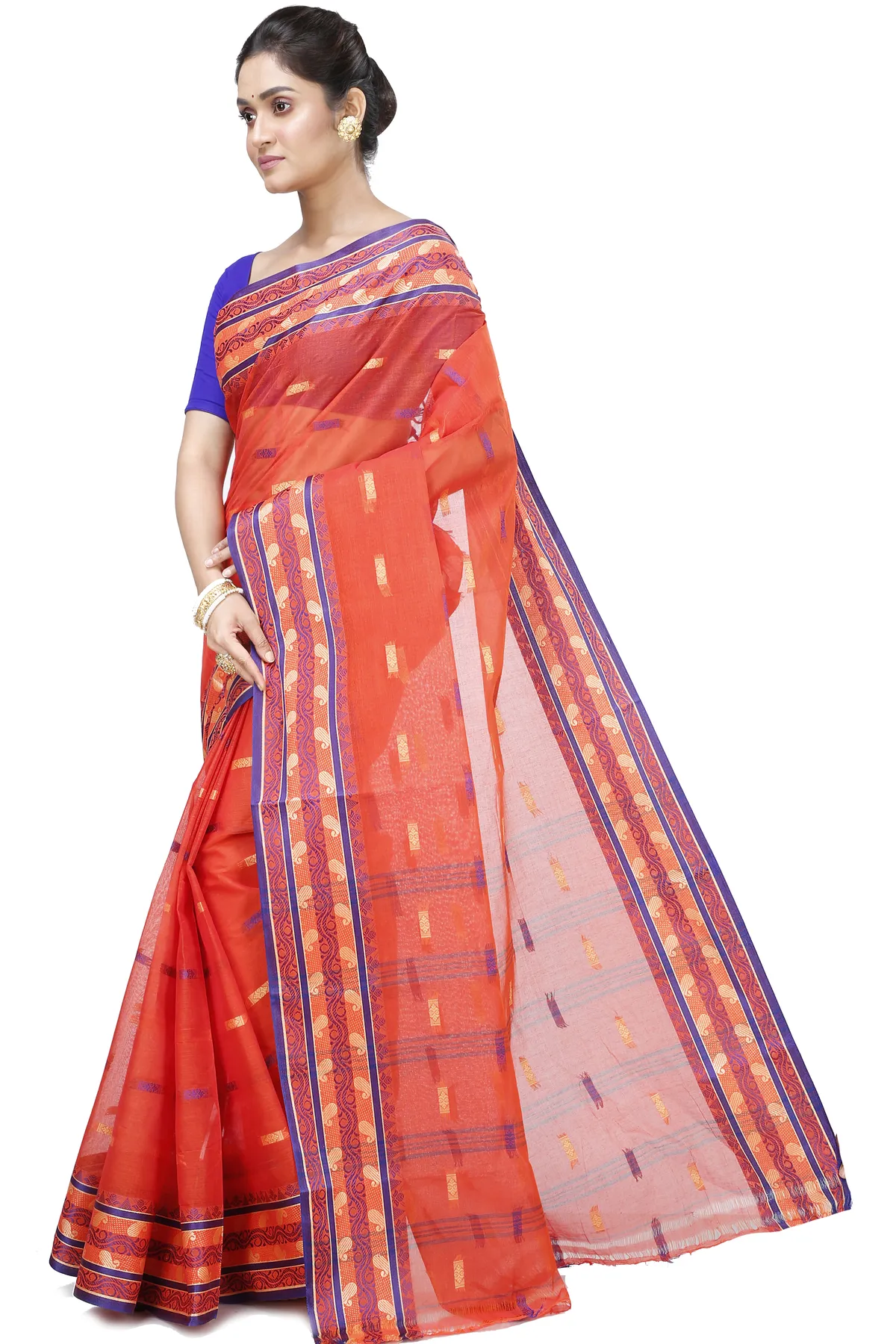 DipDiya Pure Cotton Orange Gayatri Effortless Tradition Tant Sarees