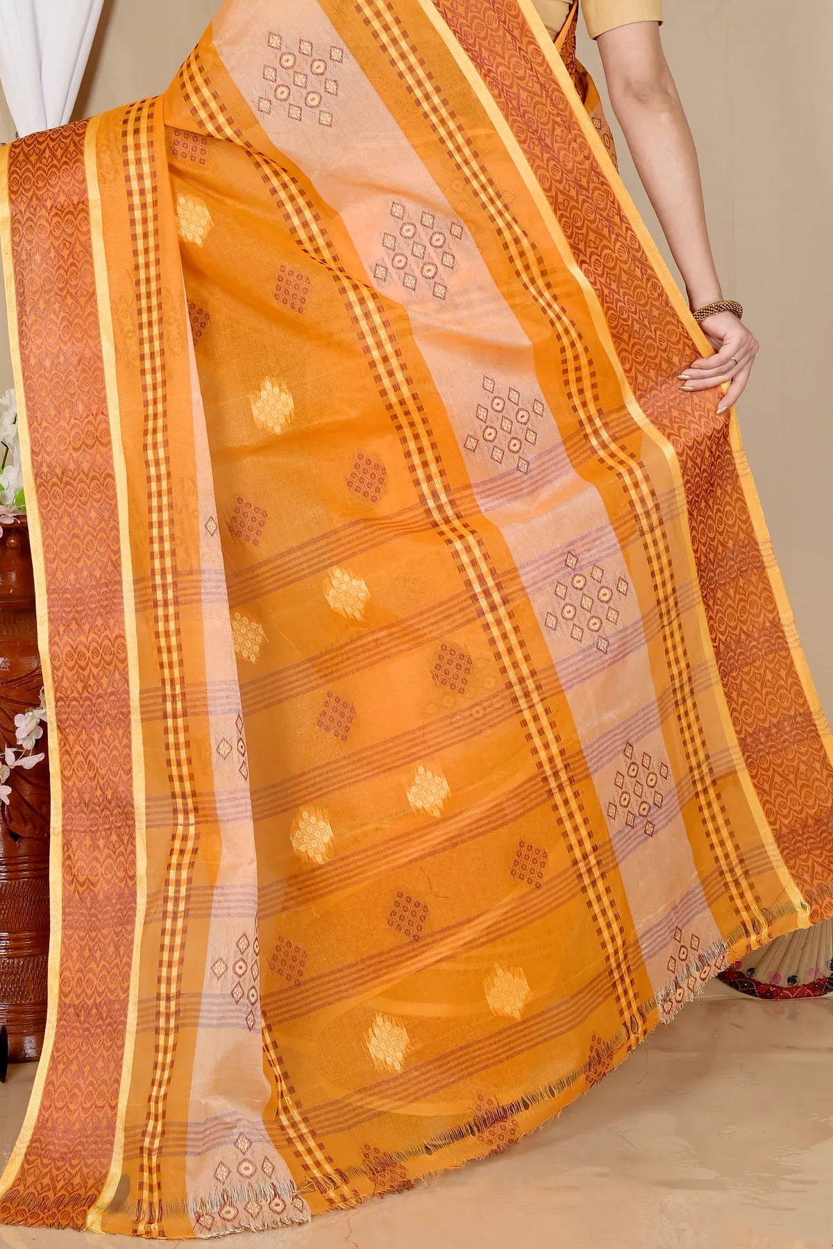 DipDiya Pure Cotton Orange Krita Woven by Hand Tant Sarees