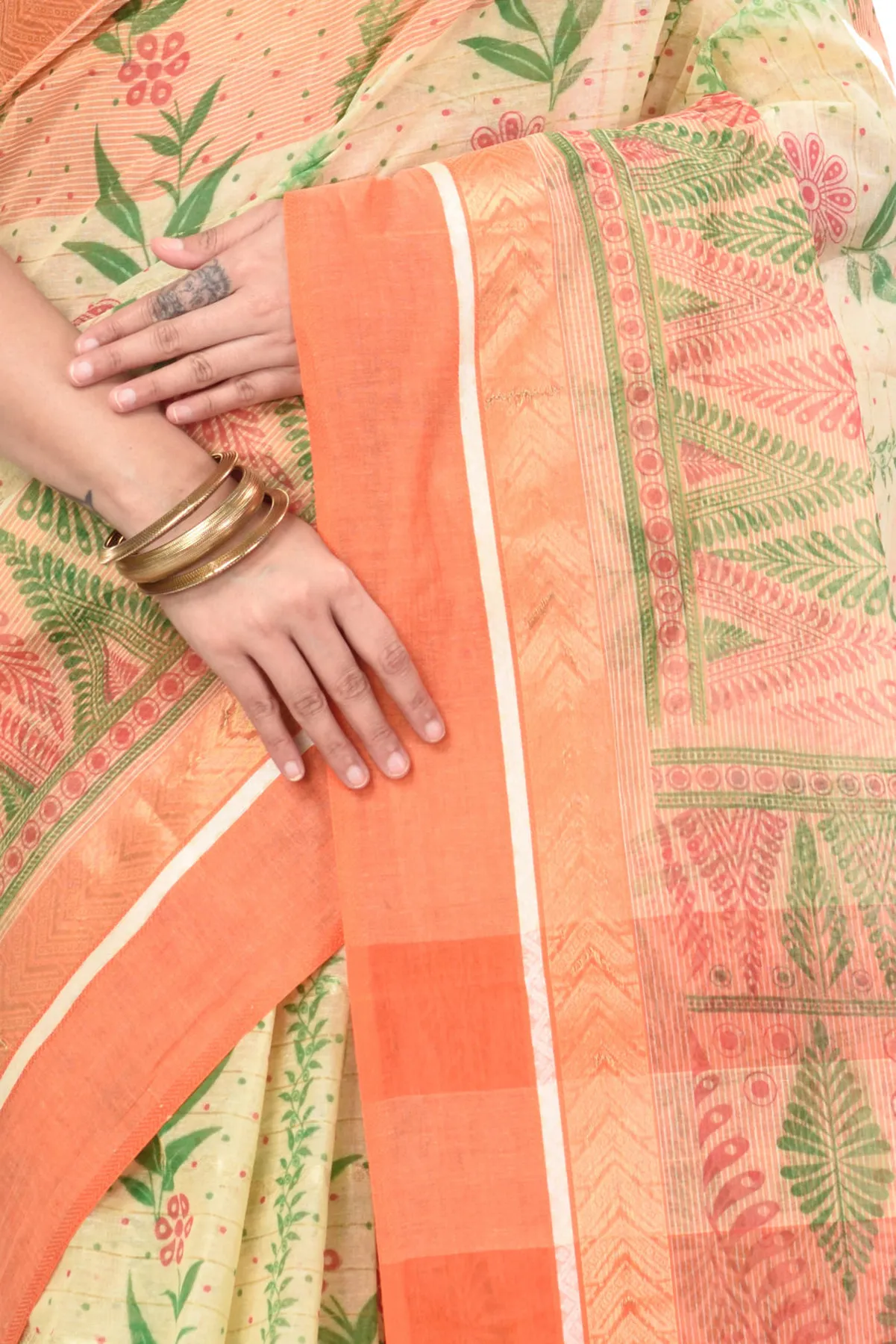 DipDiya Pure Cotton Orange Lata Pata Bengal’s Legacy Printed Tant Sarees