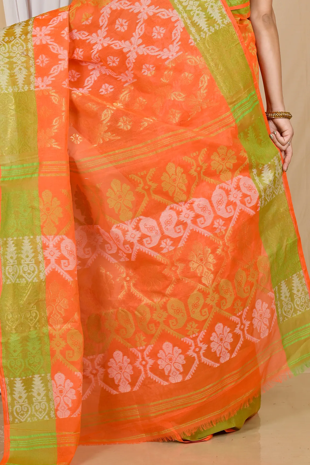 DipDiya Pure Cotton Orange Semata Handloom Heritage Tant Sarees