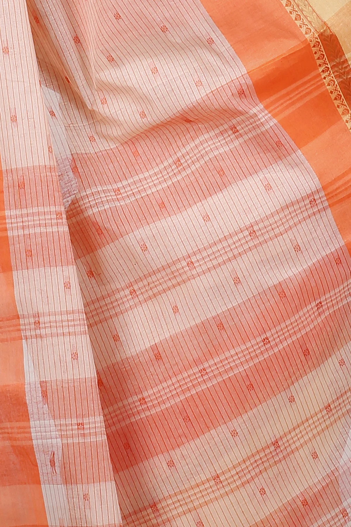 DipDiya Pure Cotton Orange Uma Elegance in Every Weave Tant Sarees