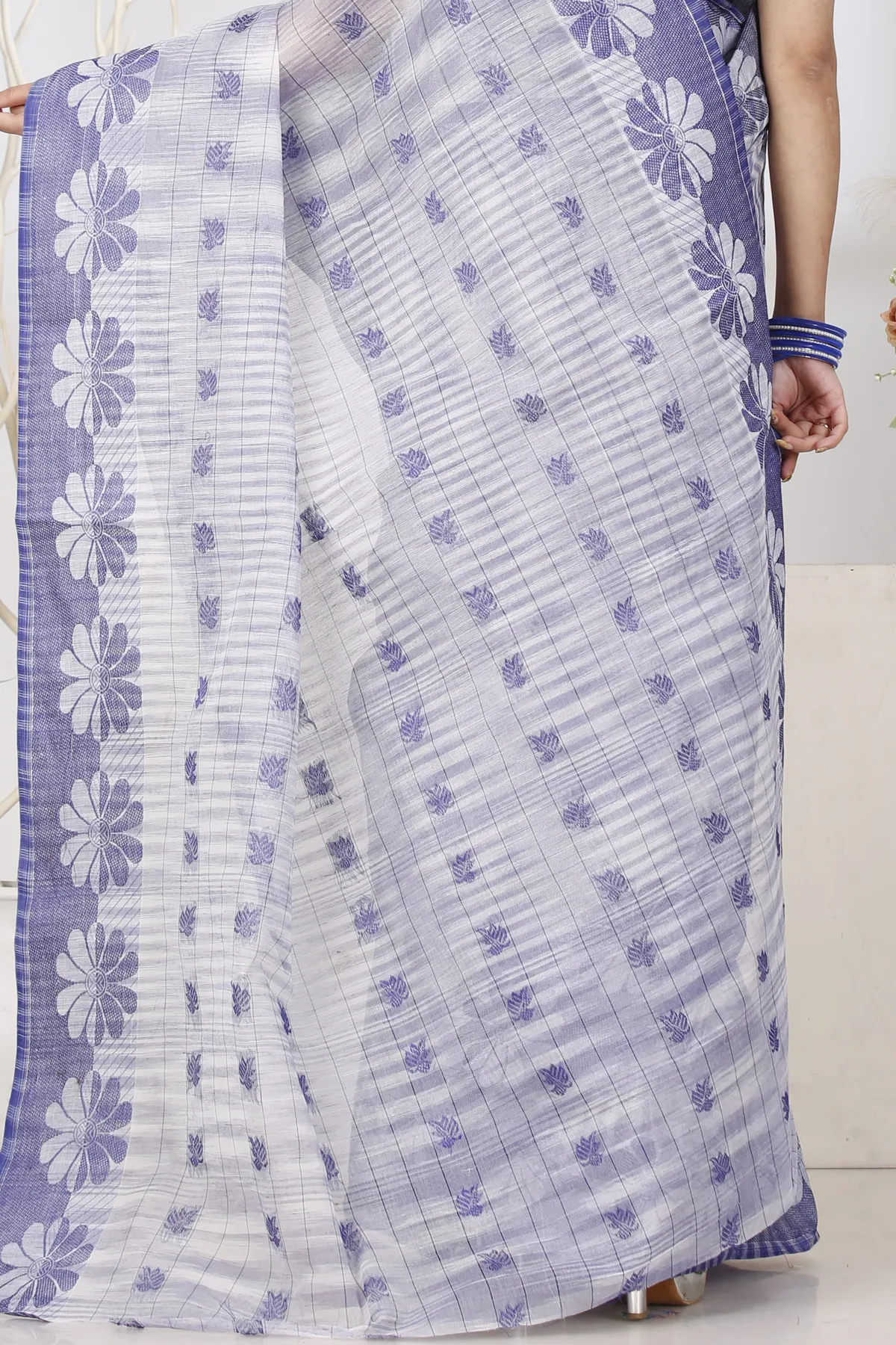 DipDiya Pure Cotton Parpel Blue KotkiTat Crafted with Soul Tant Sarees