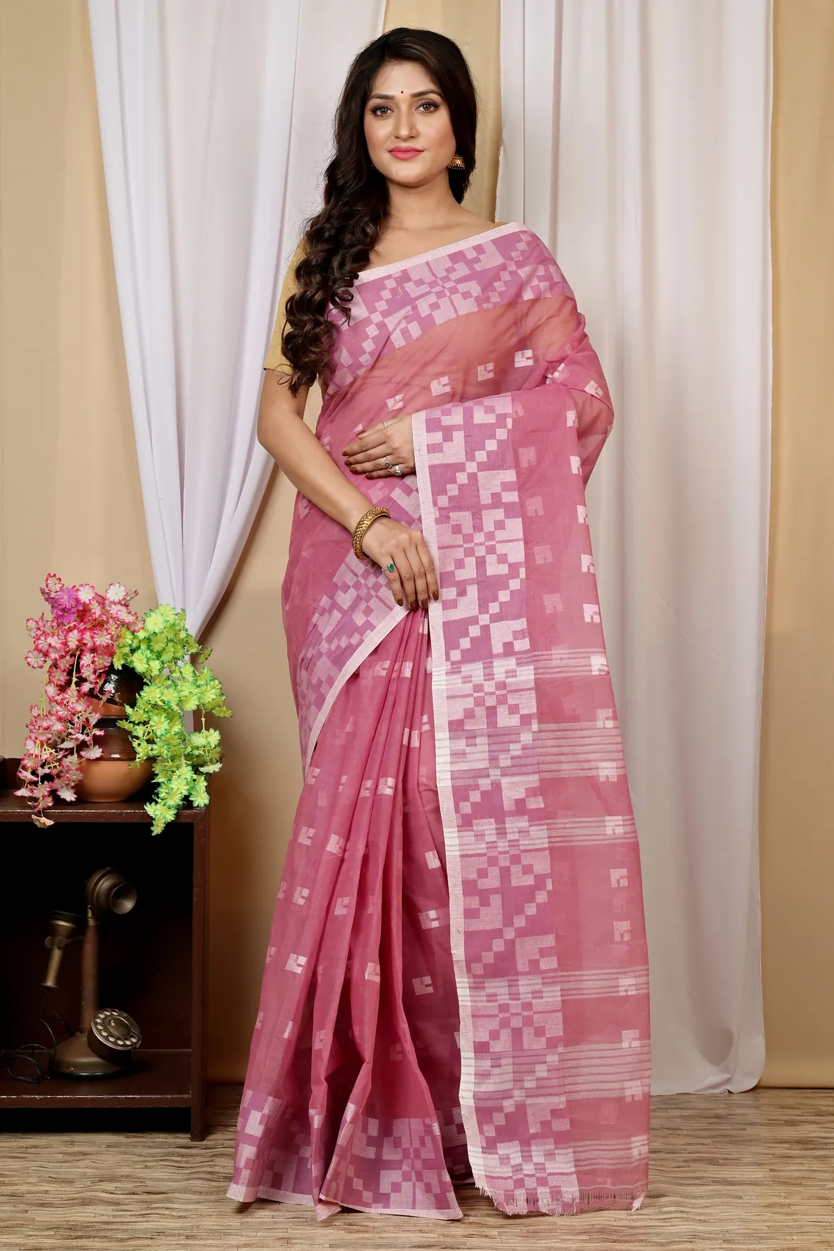 DipDiya Pure Cotton Peach Aptuk Tradition in Every Thread Tant Sarees