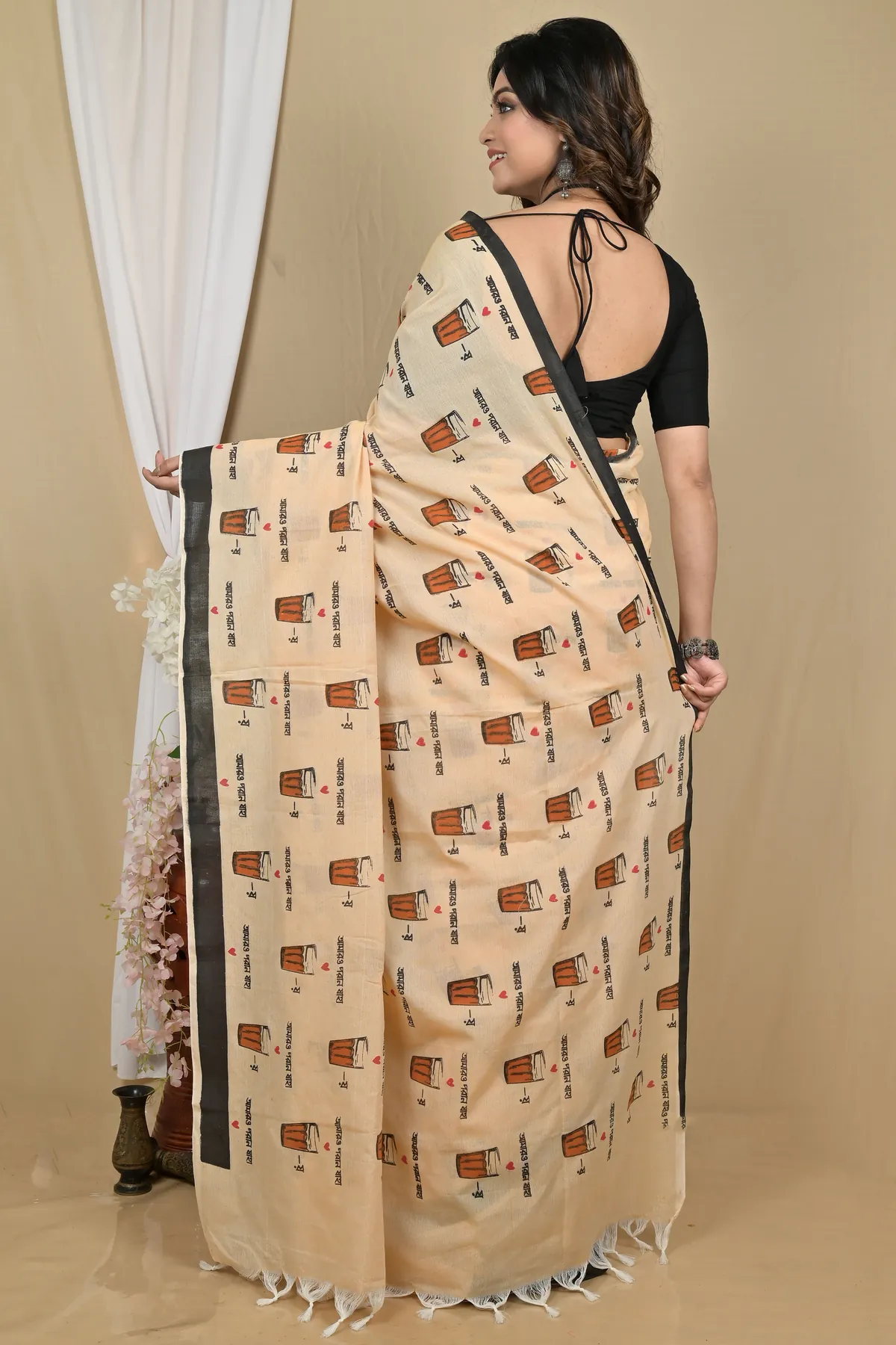 DipDiya Pure Cotton Peach Pinal Grace of Bengal Printed Handloom Sarees