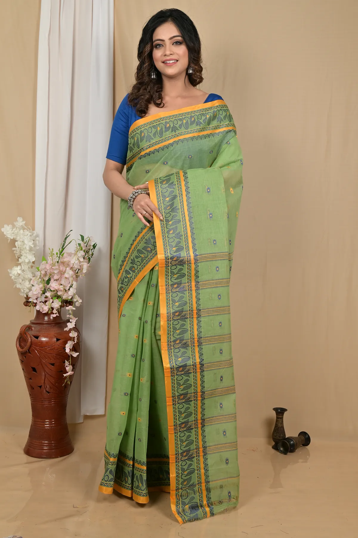 DipDiya Pure Cotton Pesta Green Achlin Crafted in Bengal Tant Sarees