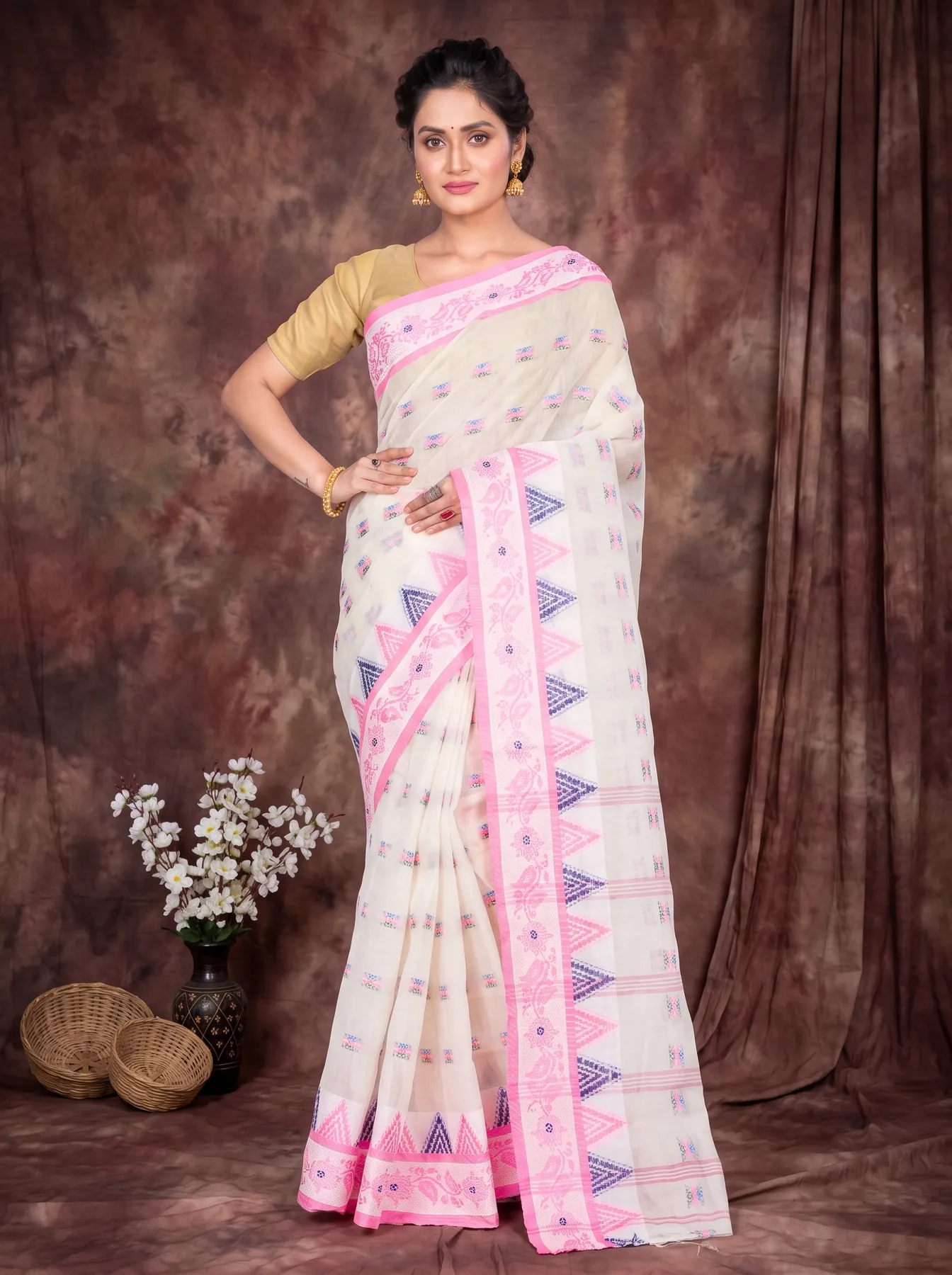 DipDiya Pure Cotton Pink Alkari Timeless Elegance Tant Sarees