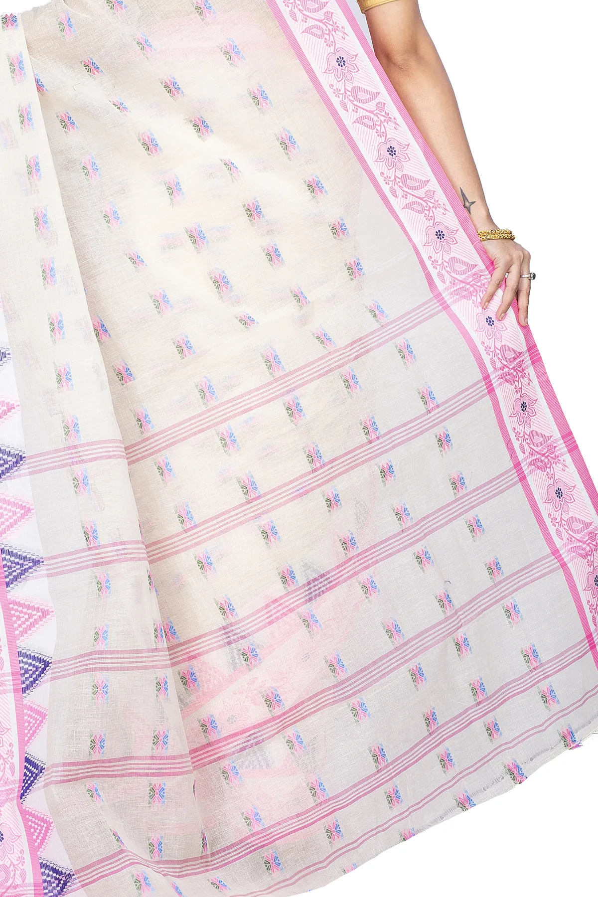DipDiya Pure Cotton Pink Alkari Timeless Elegance Tant Sarees