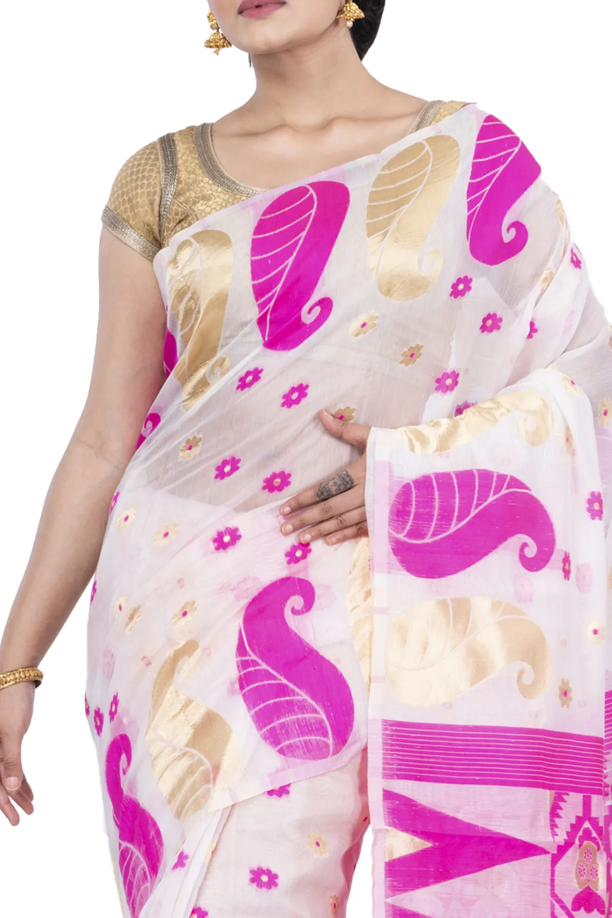 DipDiya Pure Cotton Pink Amachal Jmdni Elegance in Every Weave Jamdani Sarees