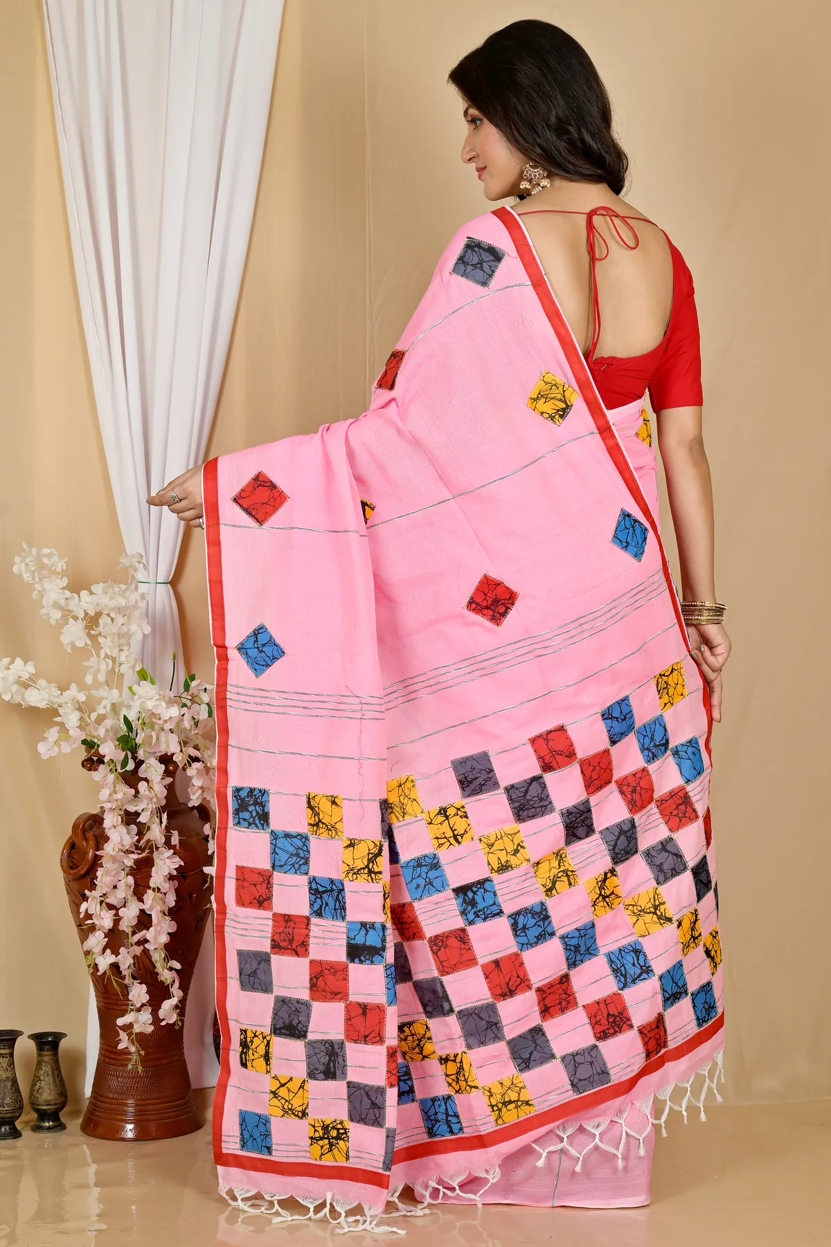 DipDiya Pure Cotton Pink Aplika Tanu Effortless Tradition Applique Sarees