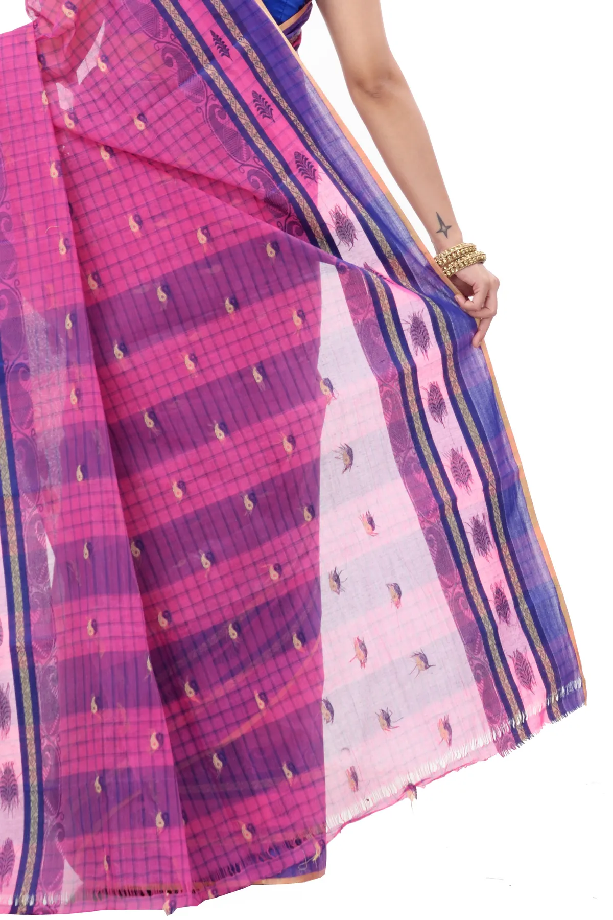 DipDiya Pure Cotton Pink ChakButi Regal Bengali Tant Sarees
