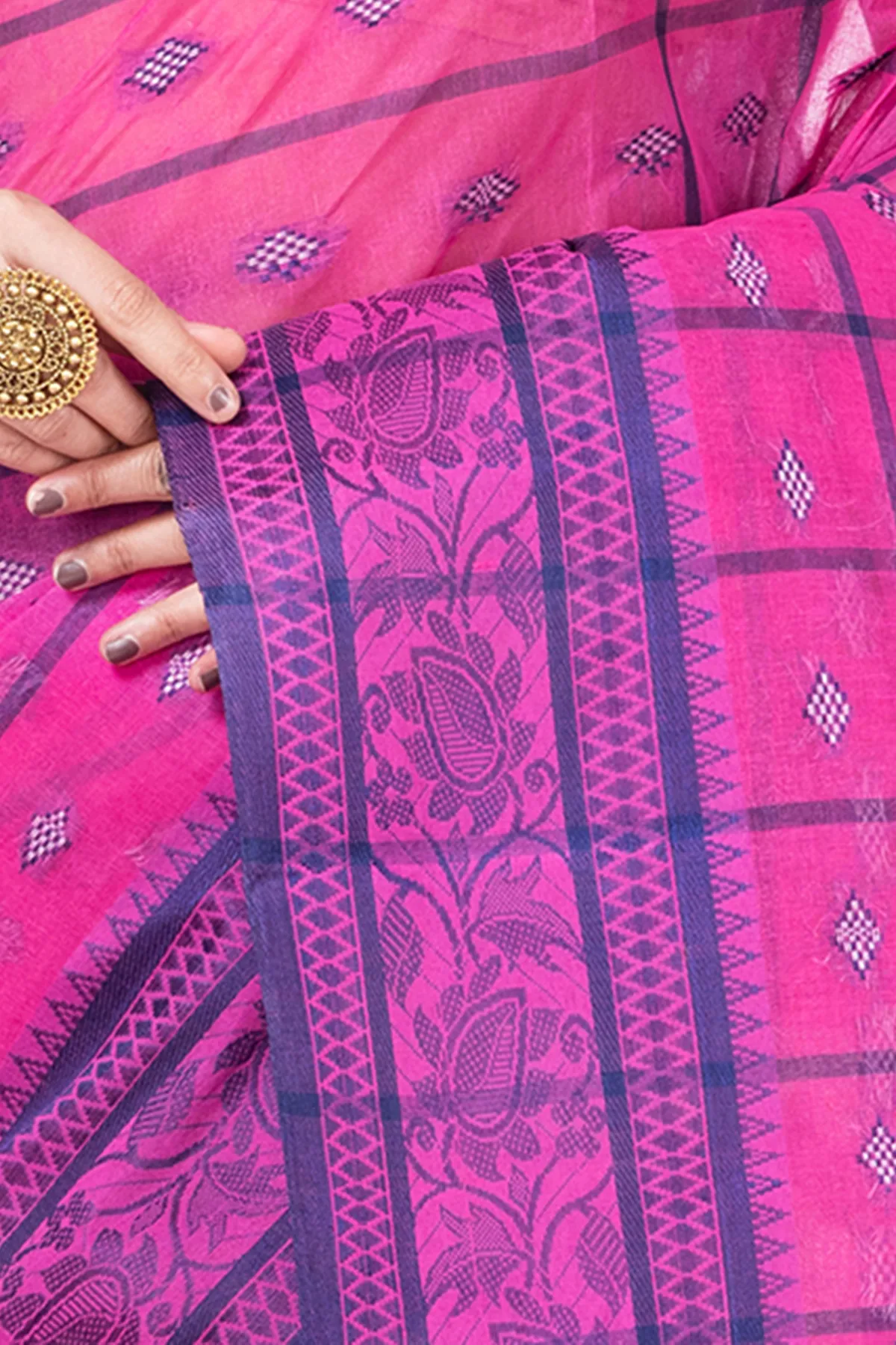 DipDiya Pure Cotton Pink Diamond Tant Heritage Elegance Tant Sarees