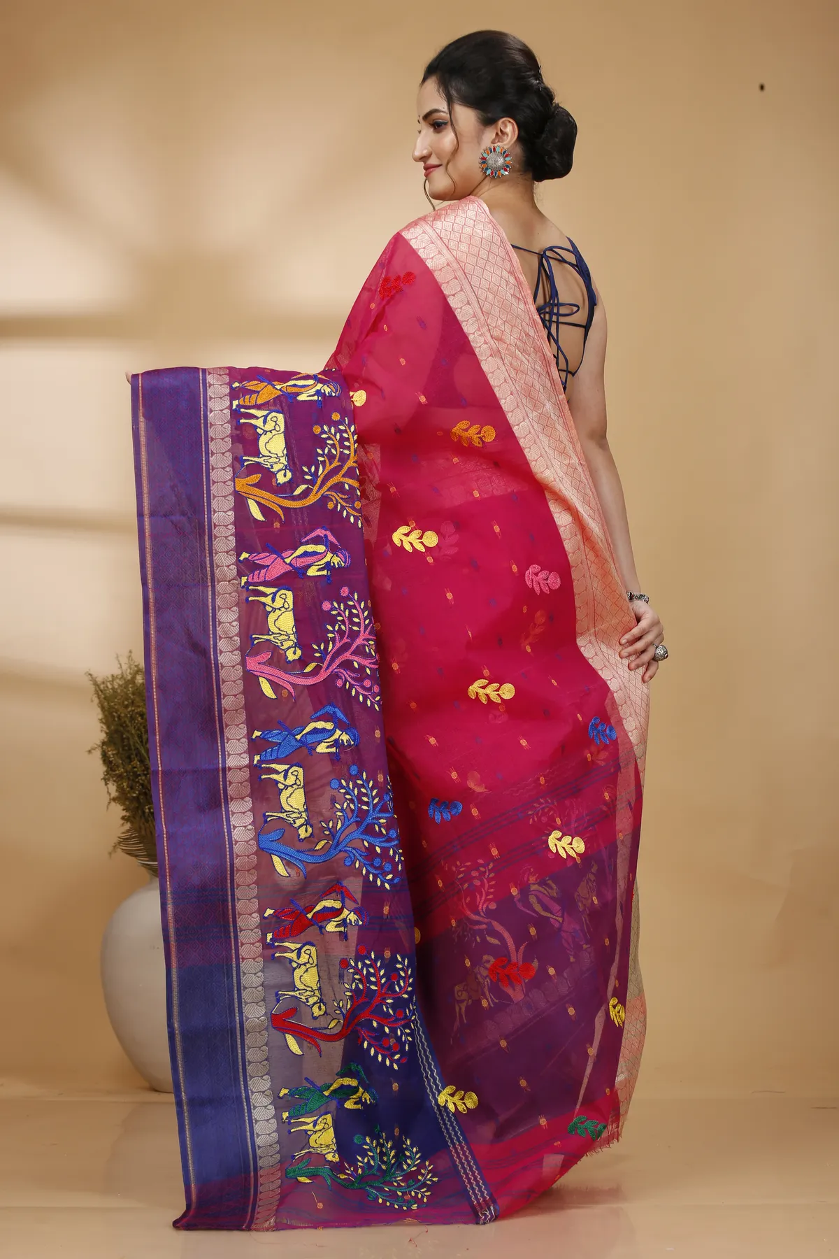 DipDiya Pure Cotton Pink Embi Ganga Agri Pure Bengali Grace Embroidery Tant Sarees